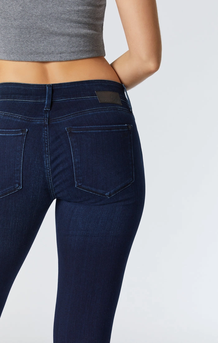 Outfit Ease ALEXA SKINNY IN DEEP MIDNIGHT SUPERSOFT