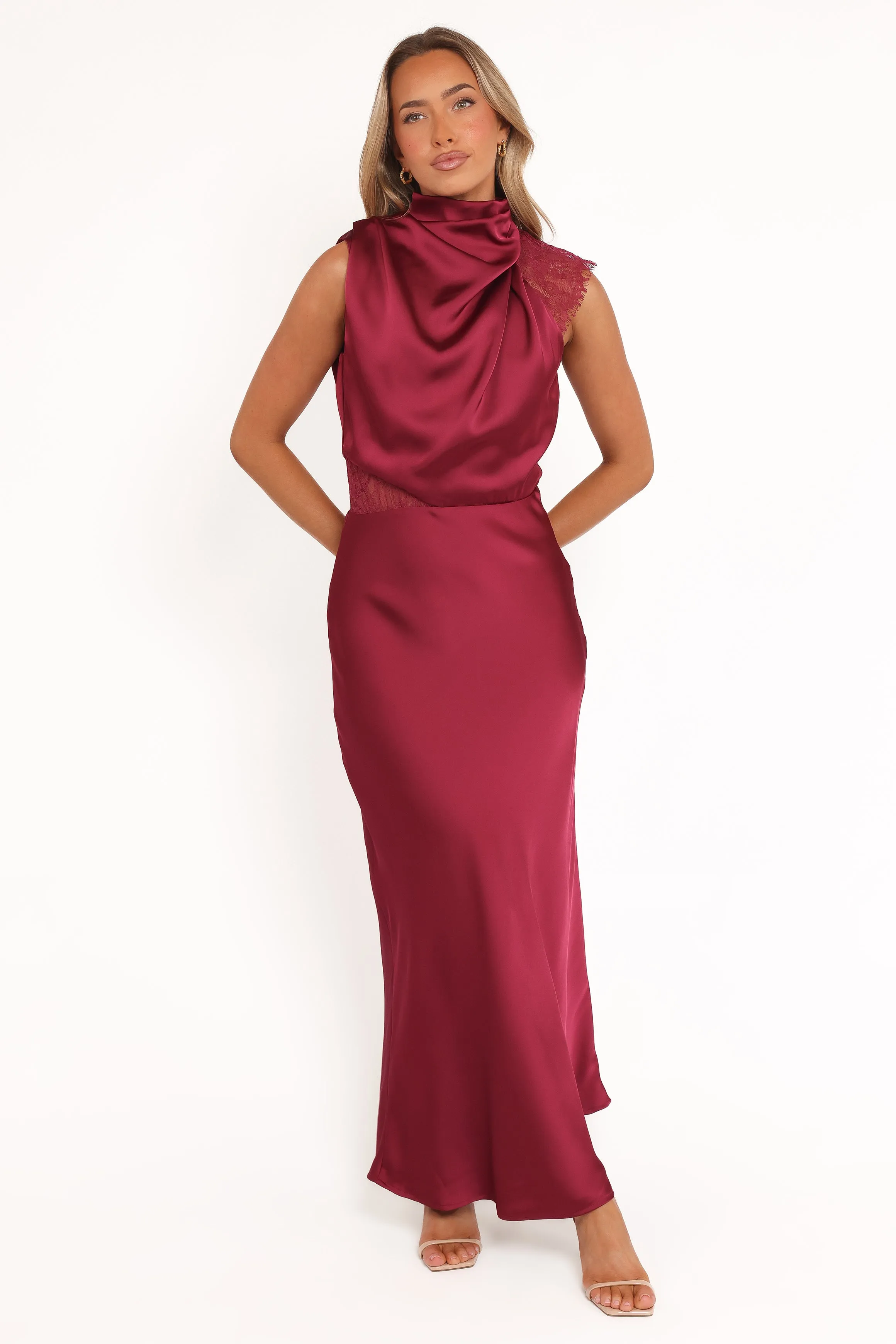 Versatile Layer Wear Crisp Silhouette Anabelle Halter Neck Lace Maxi Dress - Berry