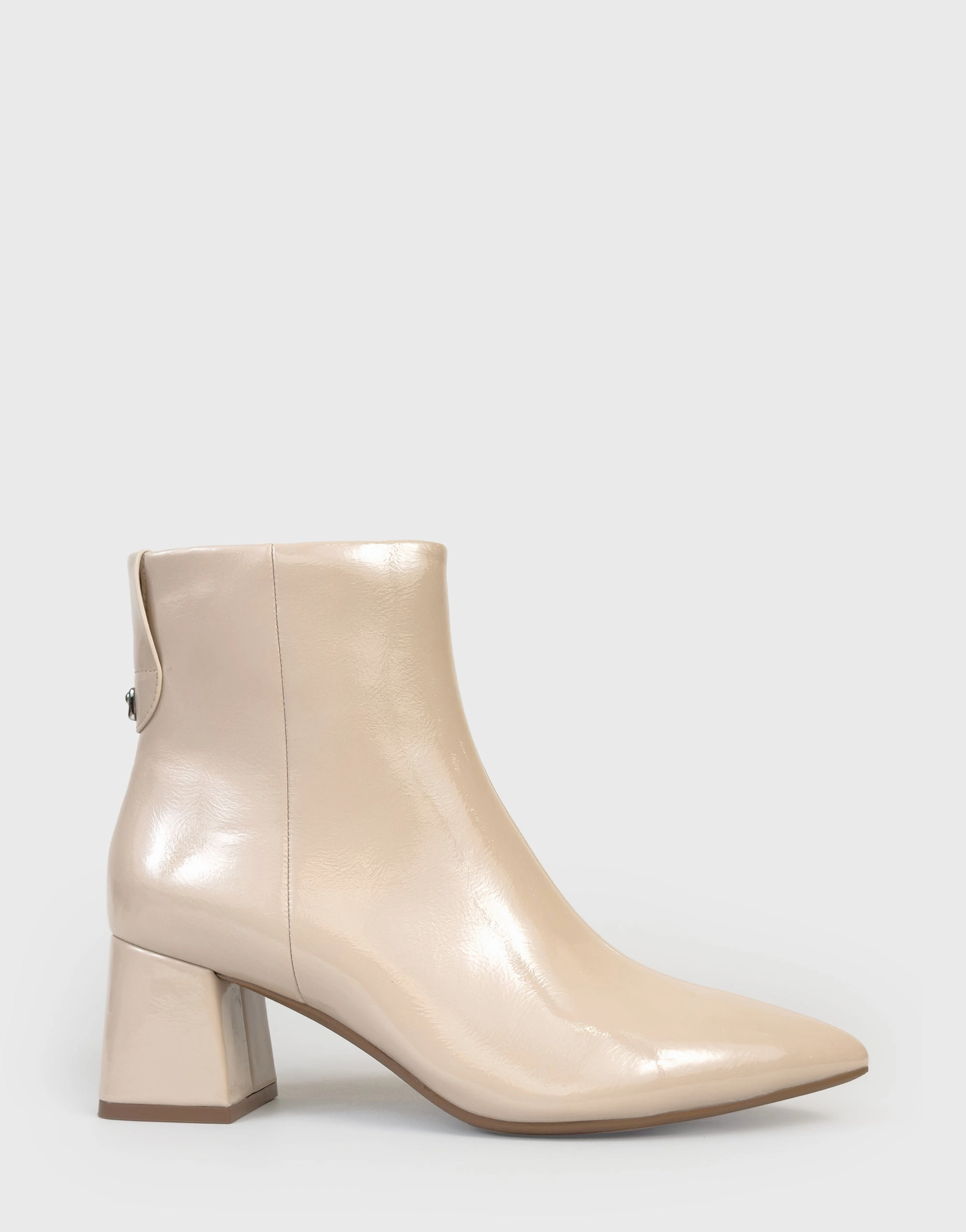 Enoch Ergonomic Arch Design