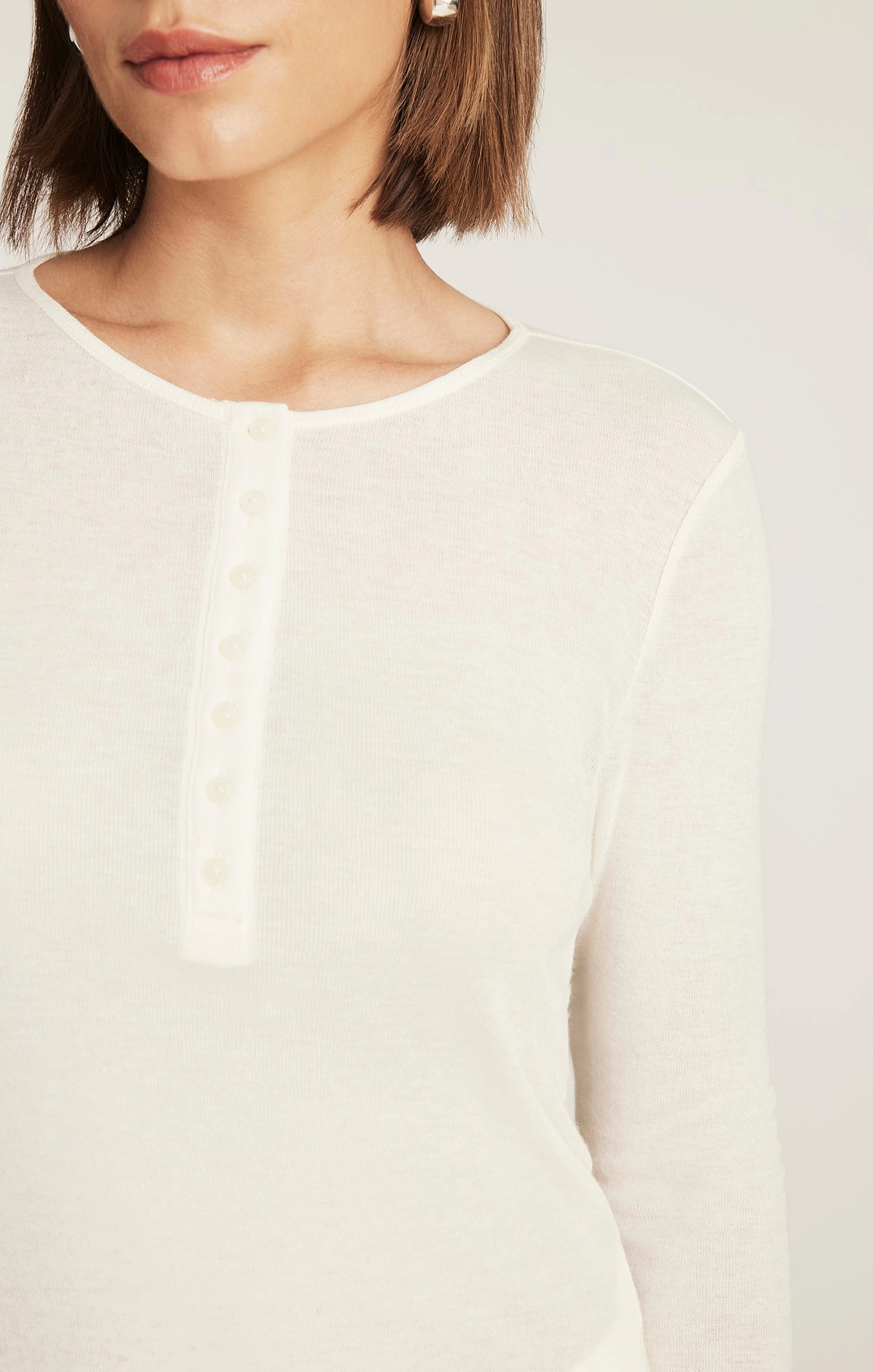 Breezy Comfort Functional Fashion EDITION LONG SLEEVE HENLEY T-SHIRT IN MARSHMALLOW