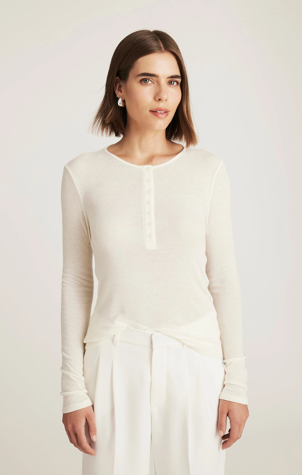 EDITION LONG SLEEVE HENLEY T-SHIRT IN MARSHMALLOW Light Stretch Trendy Layering