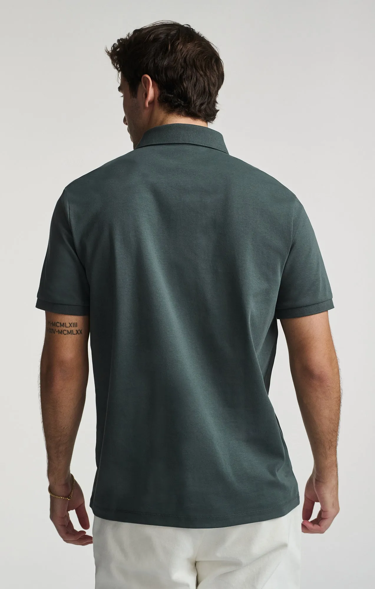 ATHLETIC POLO SHIRT IN URBAN CHIC Timeless Appeal
