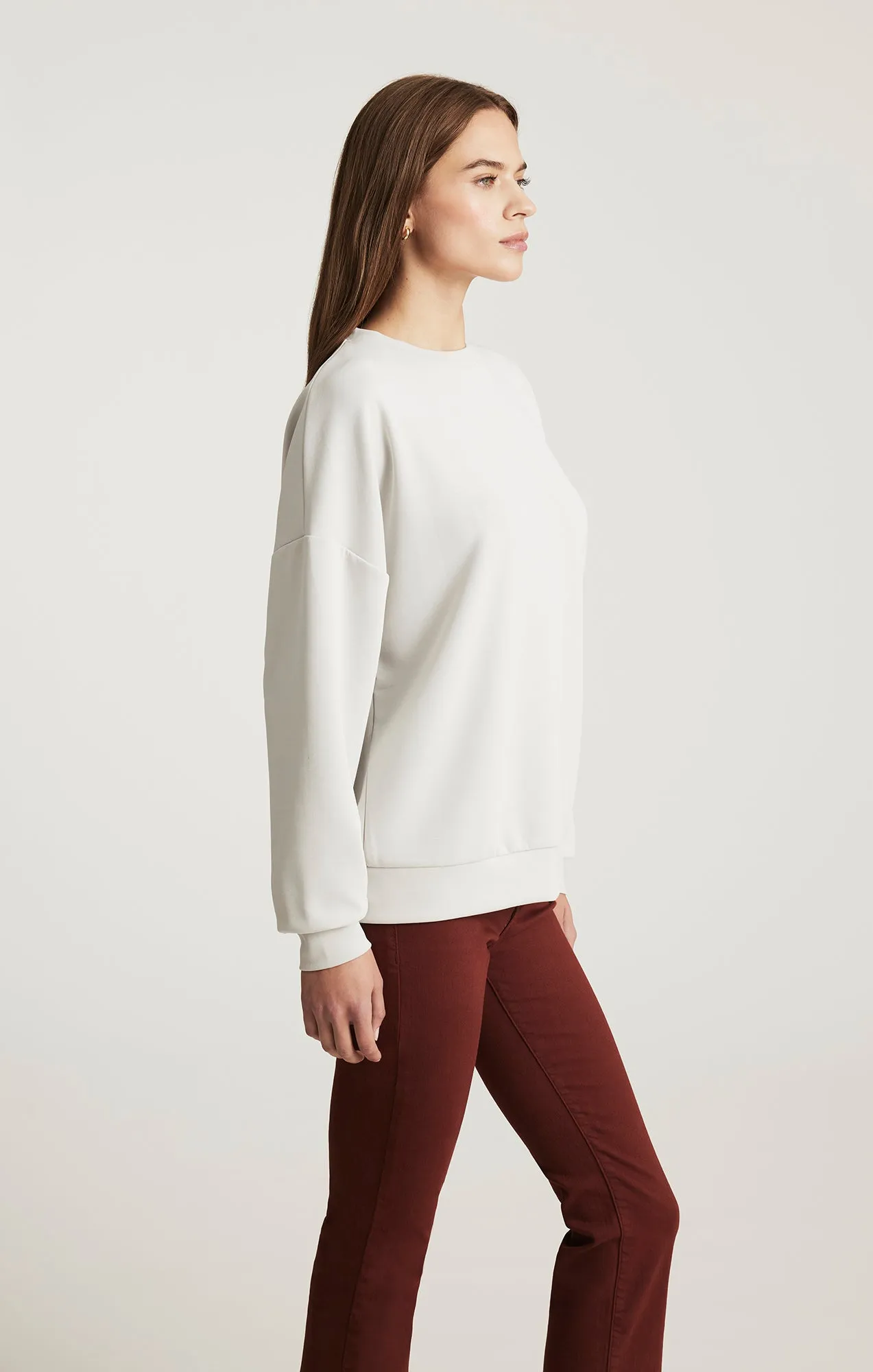 Versatile Outfit Core Layer LUXE TOUCH TENCEL? SWEATSHIRT IN GRAY VIOLET