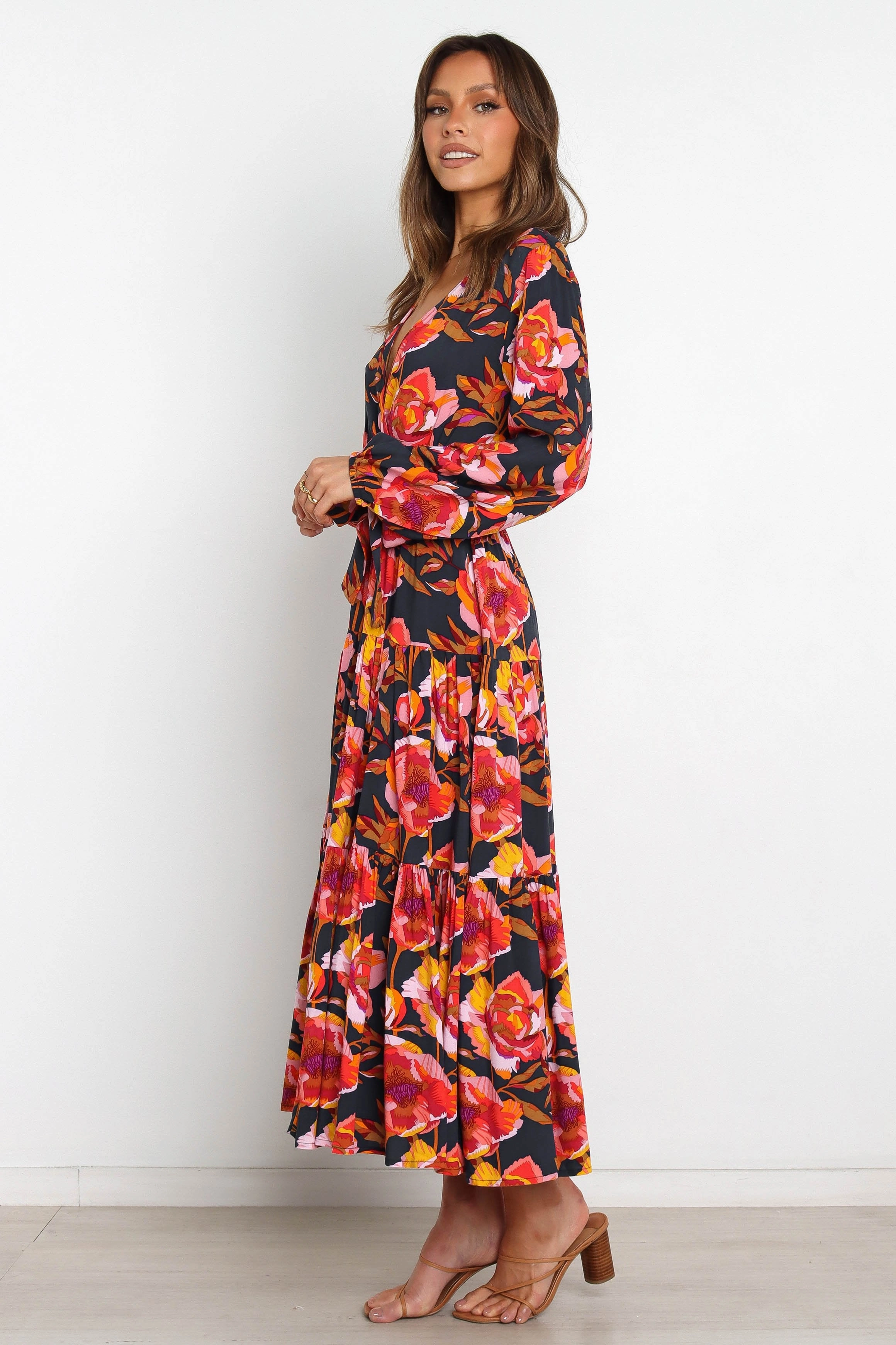Sophisticated Look Balsa Dress - Navy Floral