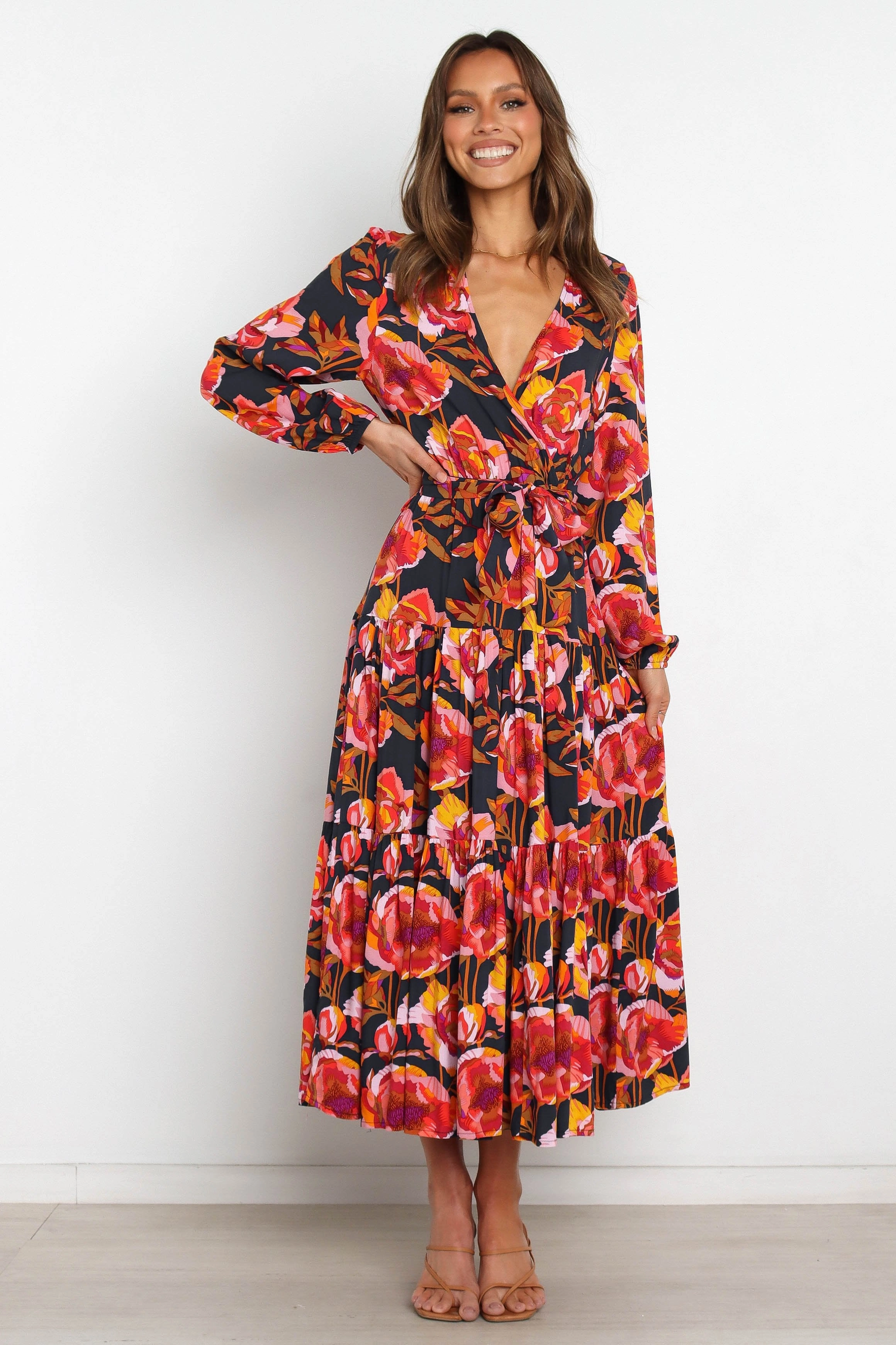 Balsa Dress - Navy Floral Slender Look