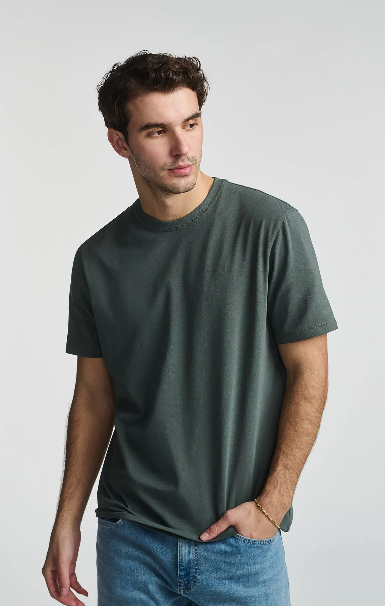 BASIC CREW NECK T-SHIRT IN URBAN CHIC graduation