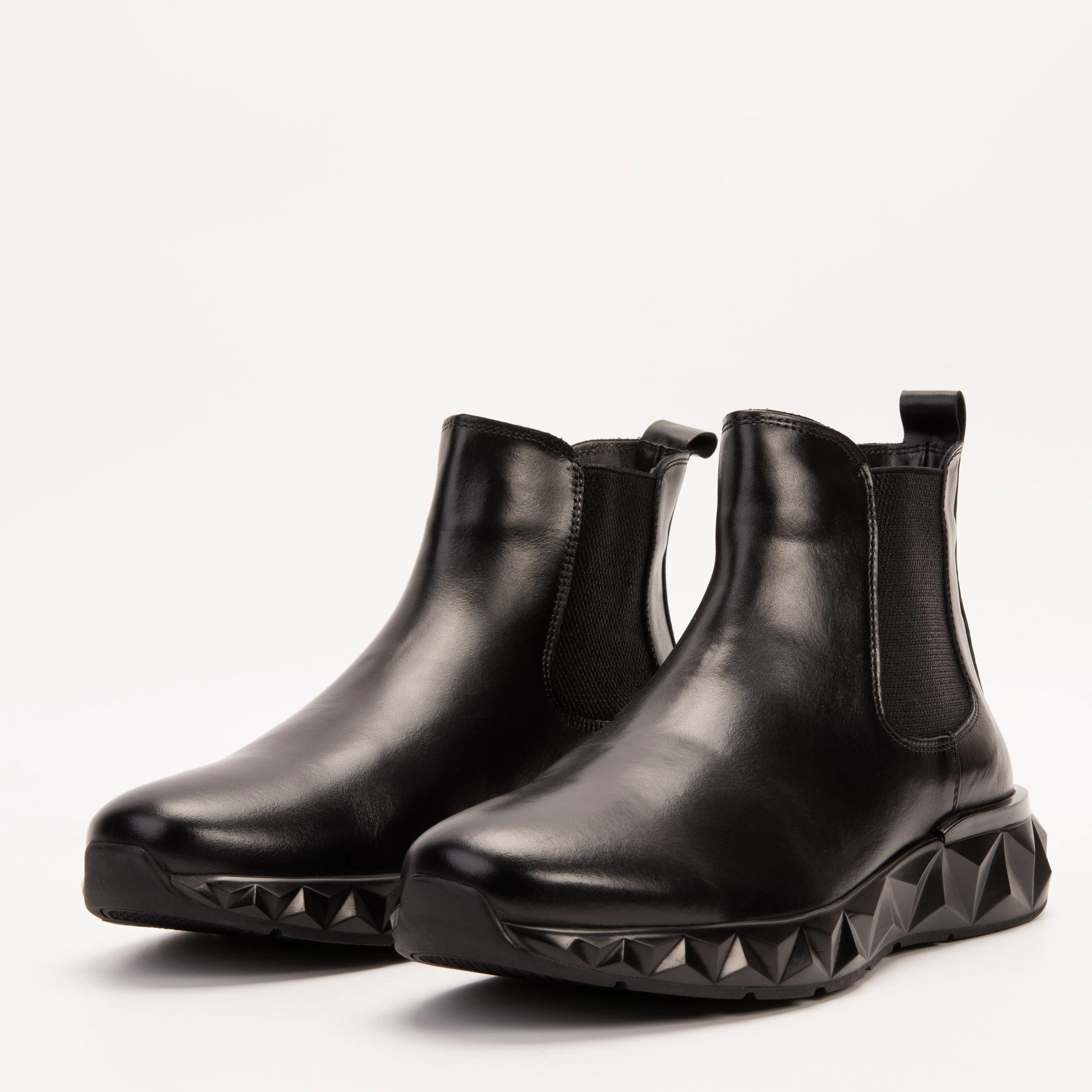 The Apex Black Leather Men Chelsea Boot Moisture Wicking Linings