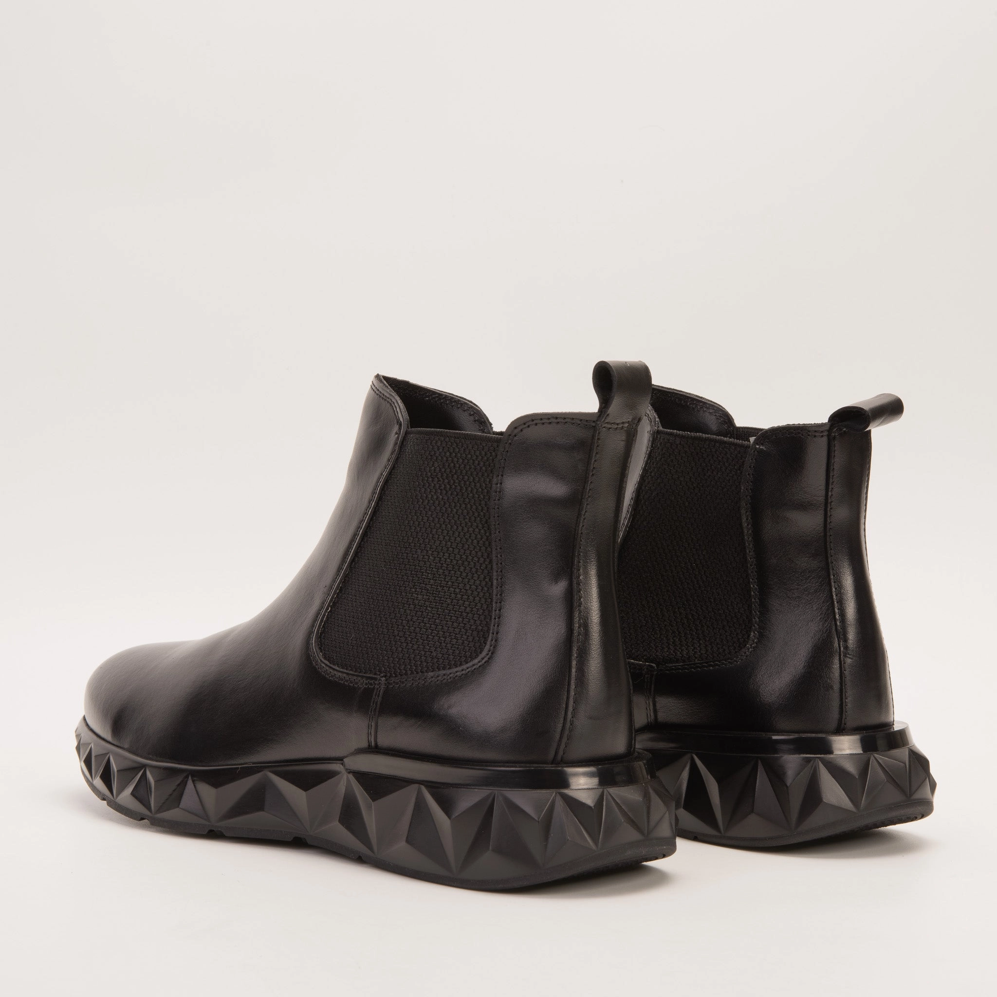 The Apex Black Leather Men Chelsea Boot Playground Ready Urban Explorer