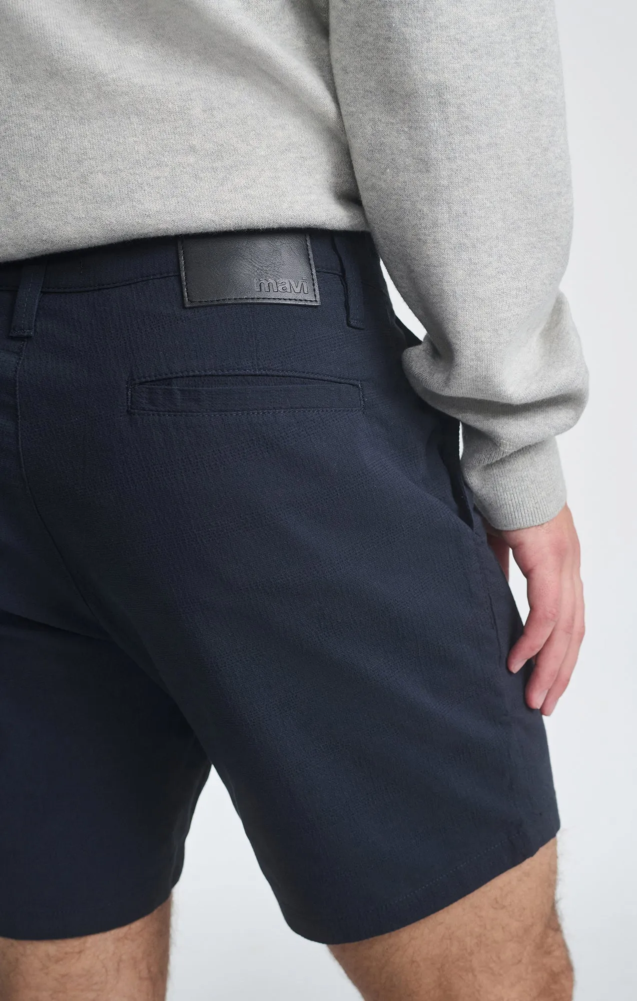 NATE SHORTS IN NAVY SEERSUCKER Clean Finish vest