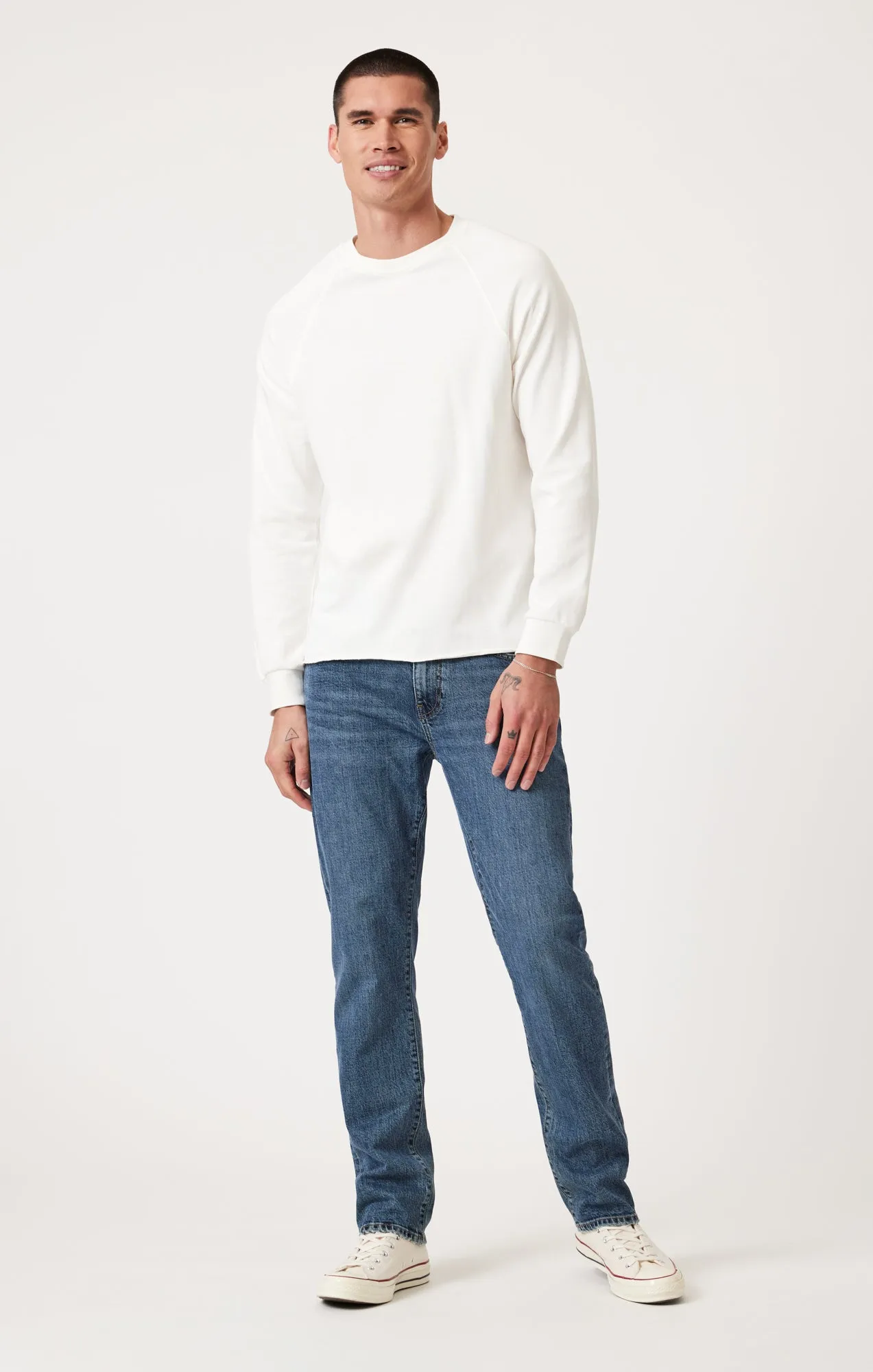 Modern Outfit graduation JERSEY LONG SLEEVE T-SHIRT IN ANTIQUE WHITE