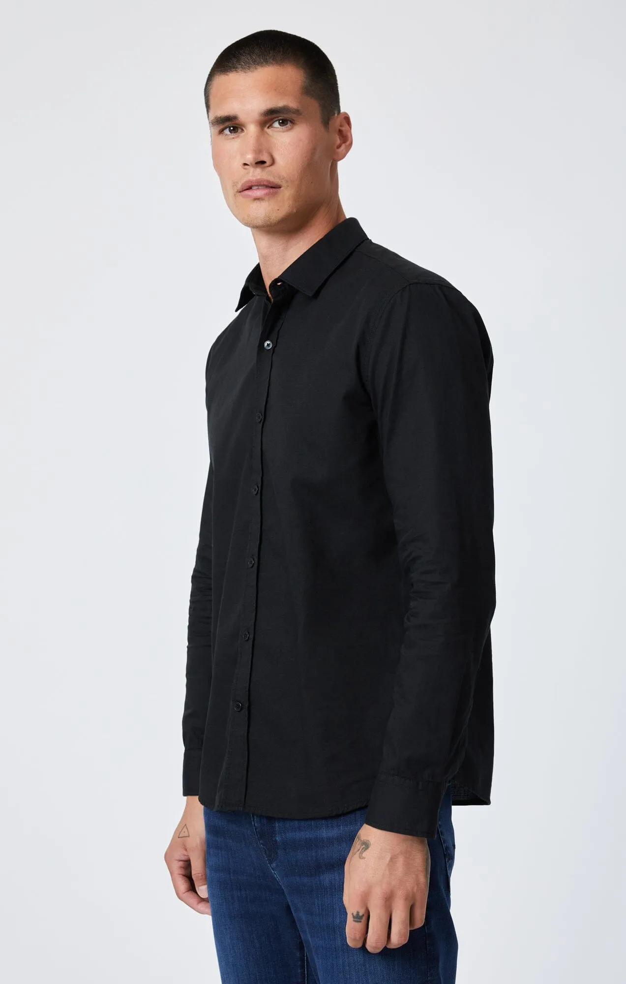 Wrinkle Free Care BUTTON-UP LONG SLEEVE SHIRT IN BLACK