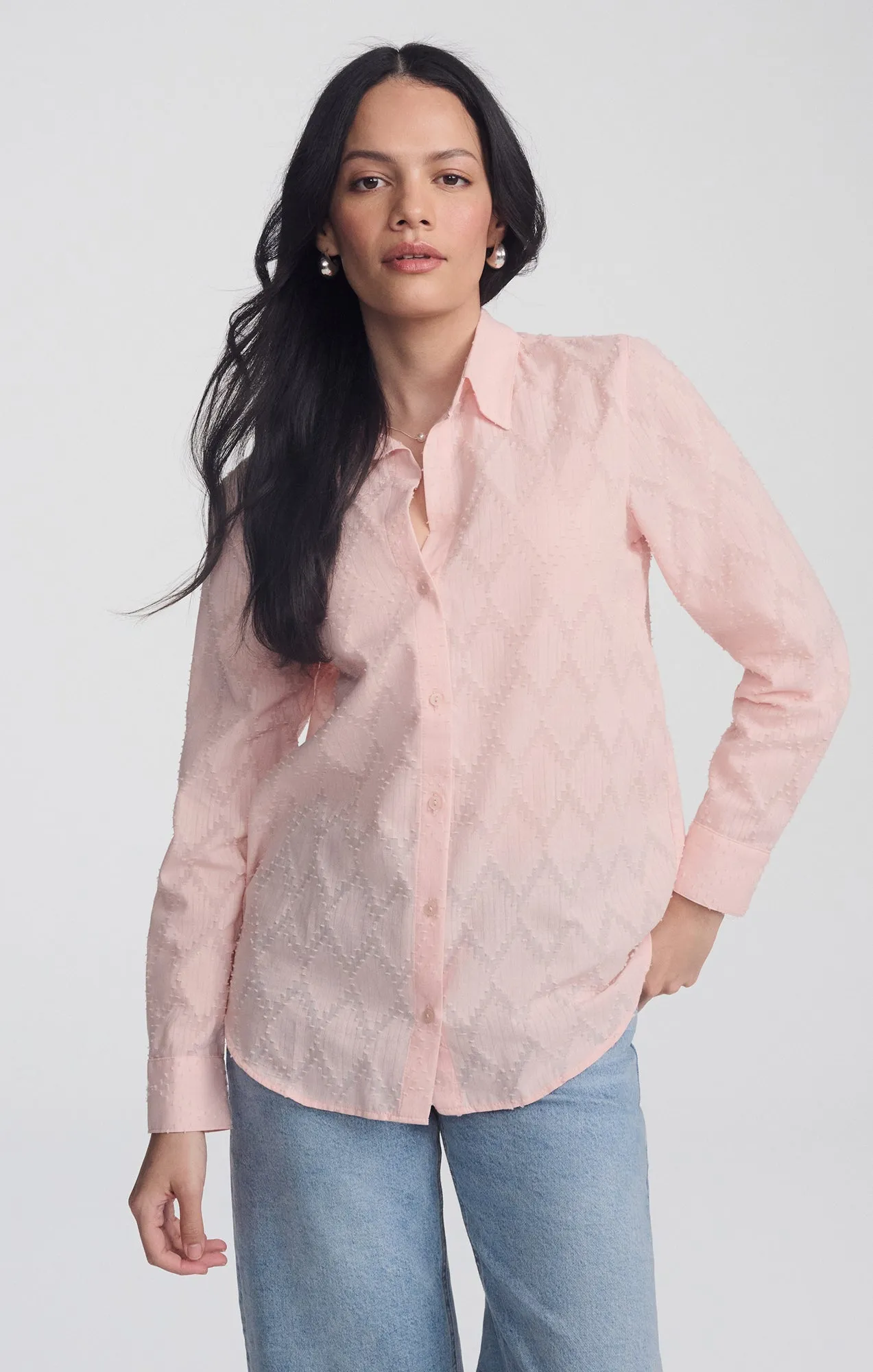 SHEER TEXTURED BUTTON-UP SHIRT IN PEACHSKIN Stylish Detail