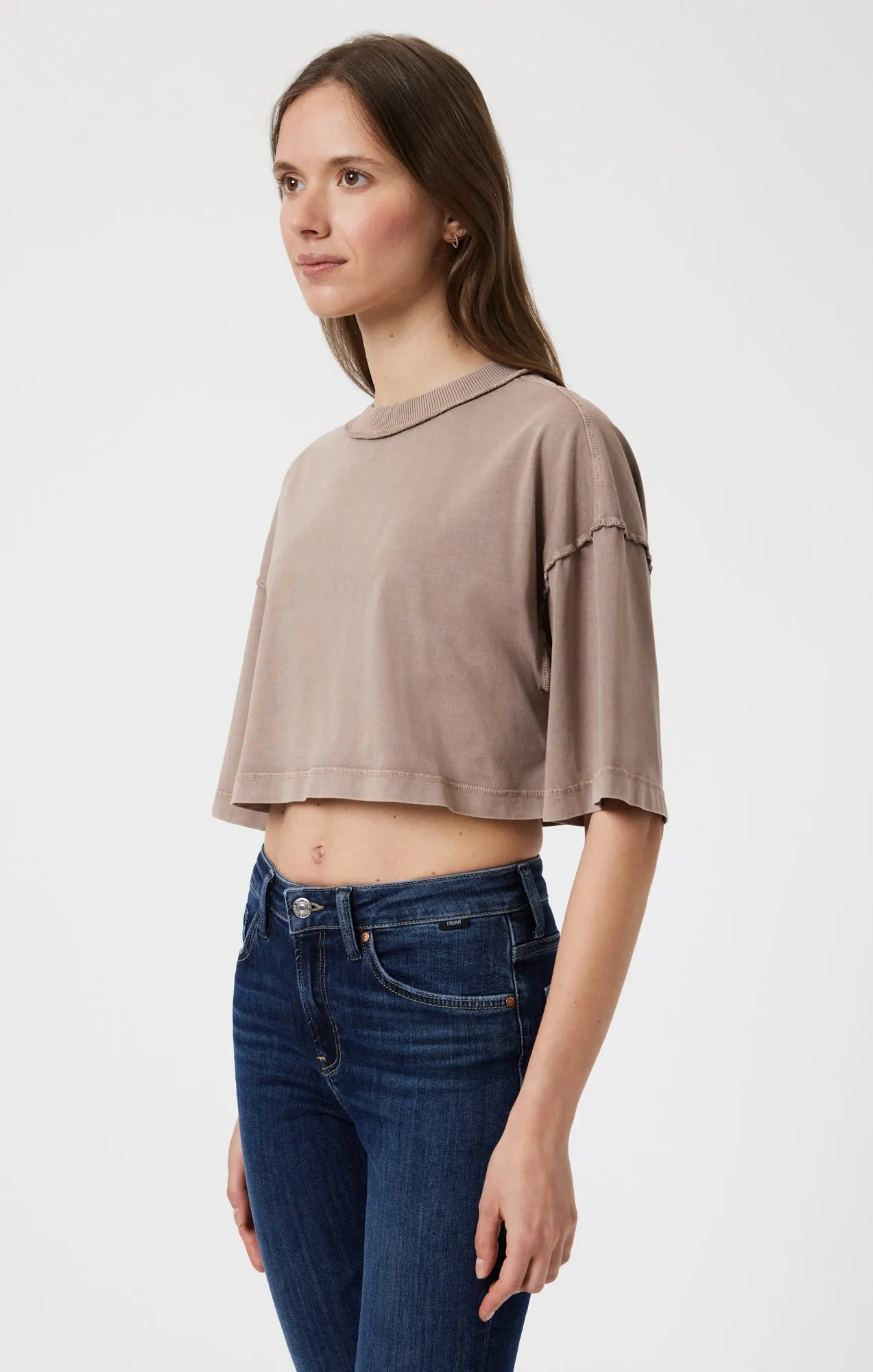 DROP SHOULDER CROPPED T-SHIRT IN MOON ROCK Athletic and Cool