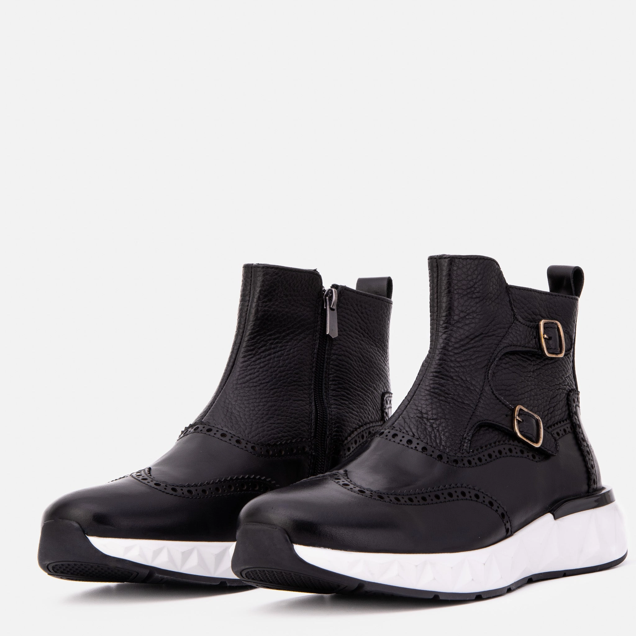 Outdoor Adventure Durable Rubber Compound The Stealth Wingtip Buckle Black Leather Men Boot