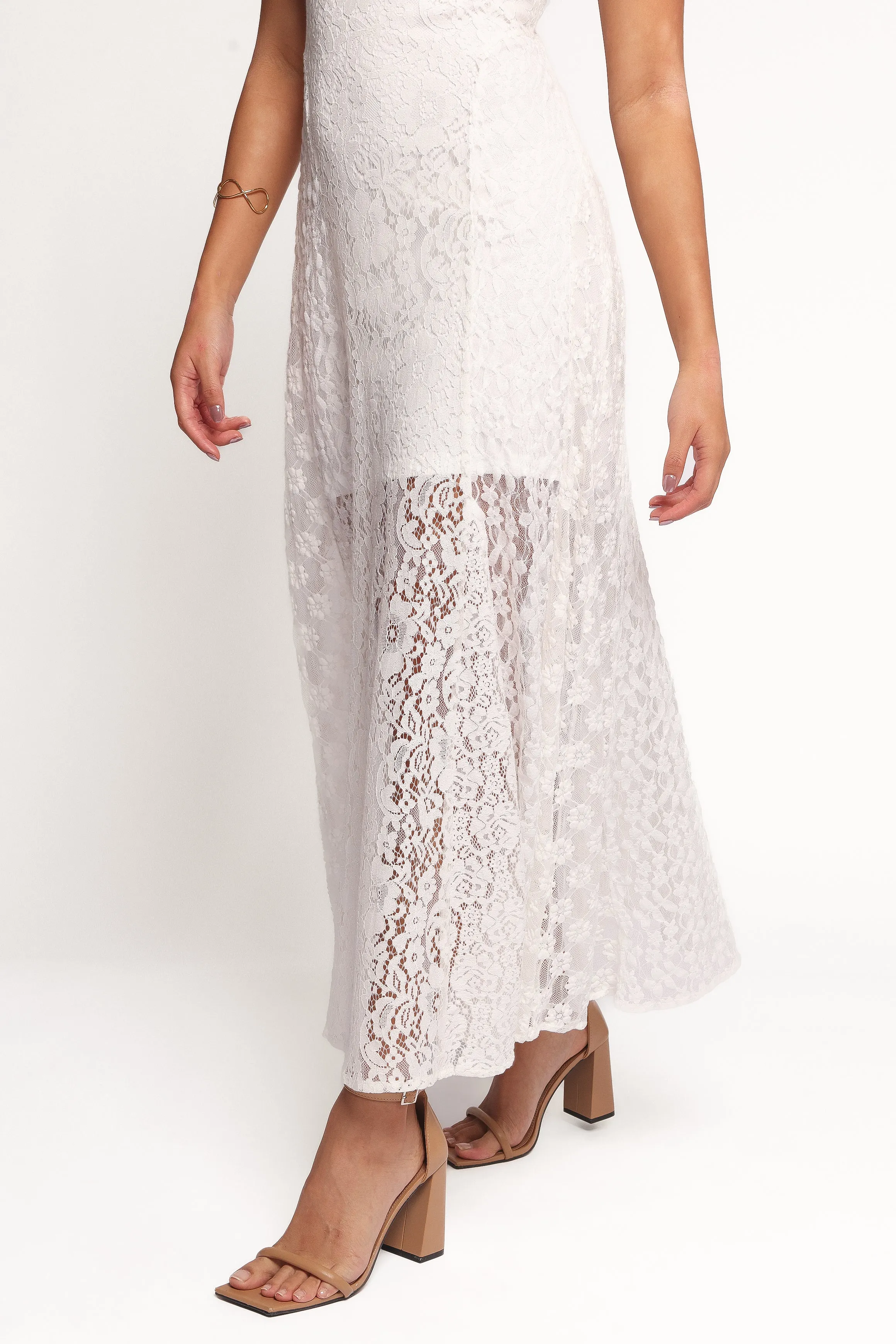 Varia Lace Maxi Dress - White Office Friendly Fashionable appearance