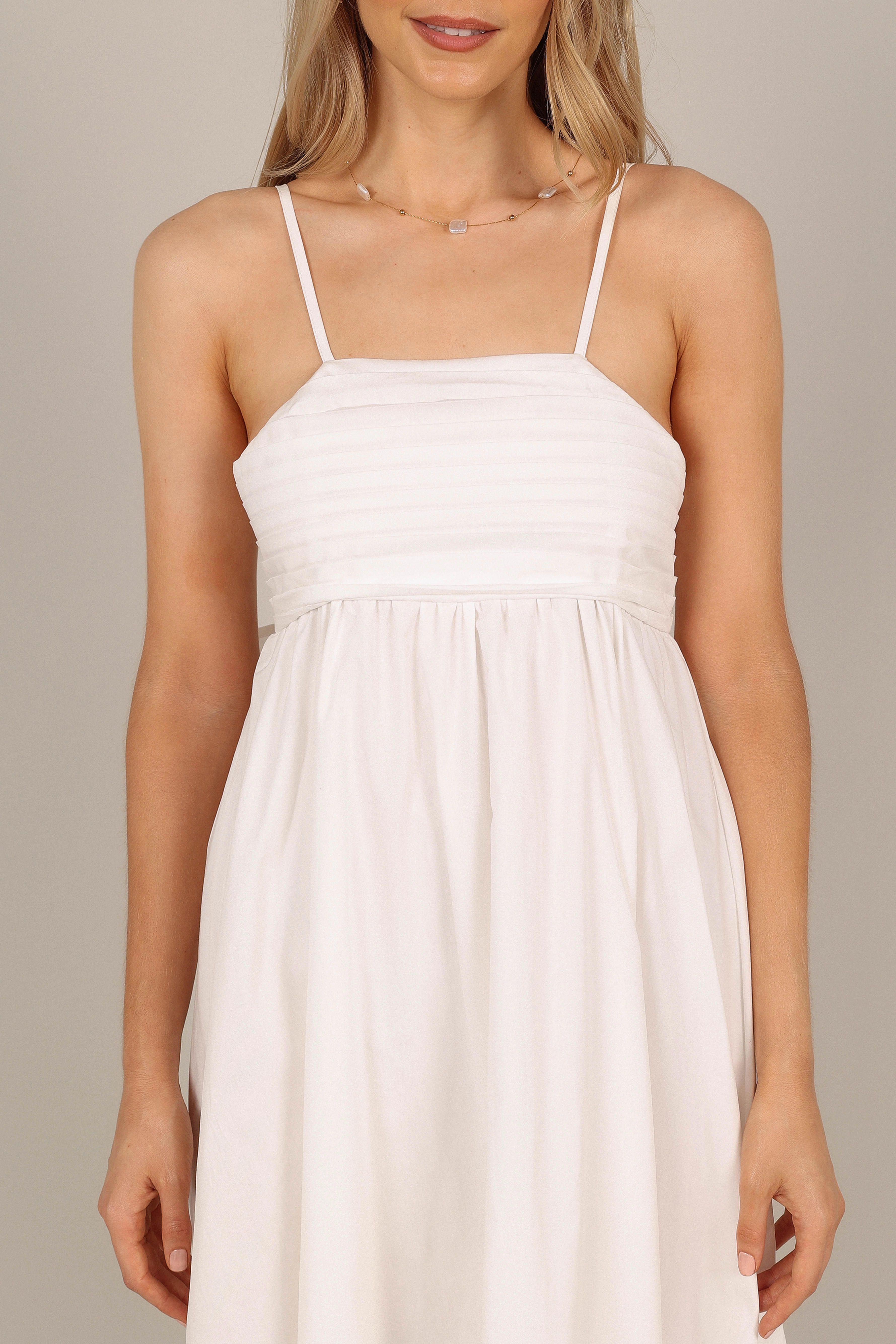 Alice Bow Back Midi Dress - White HypoallergenicFiber