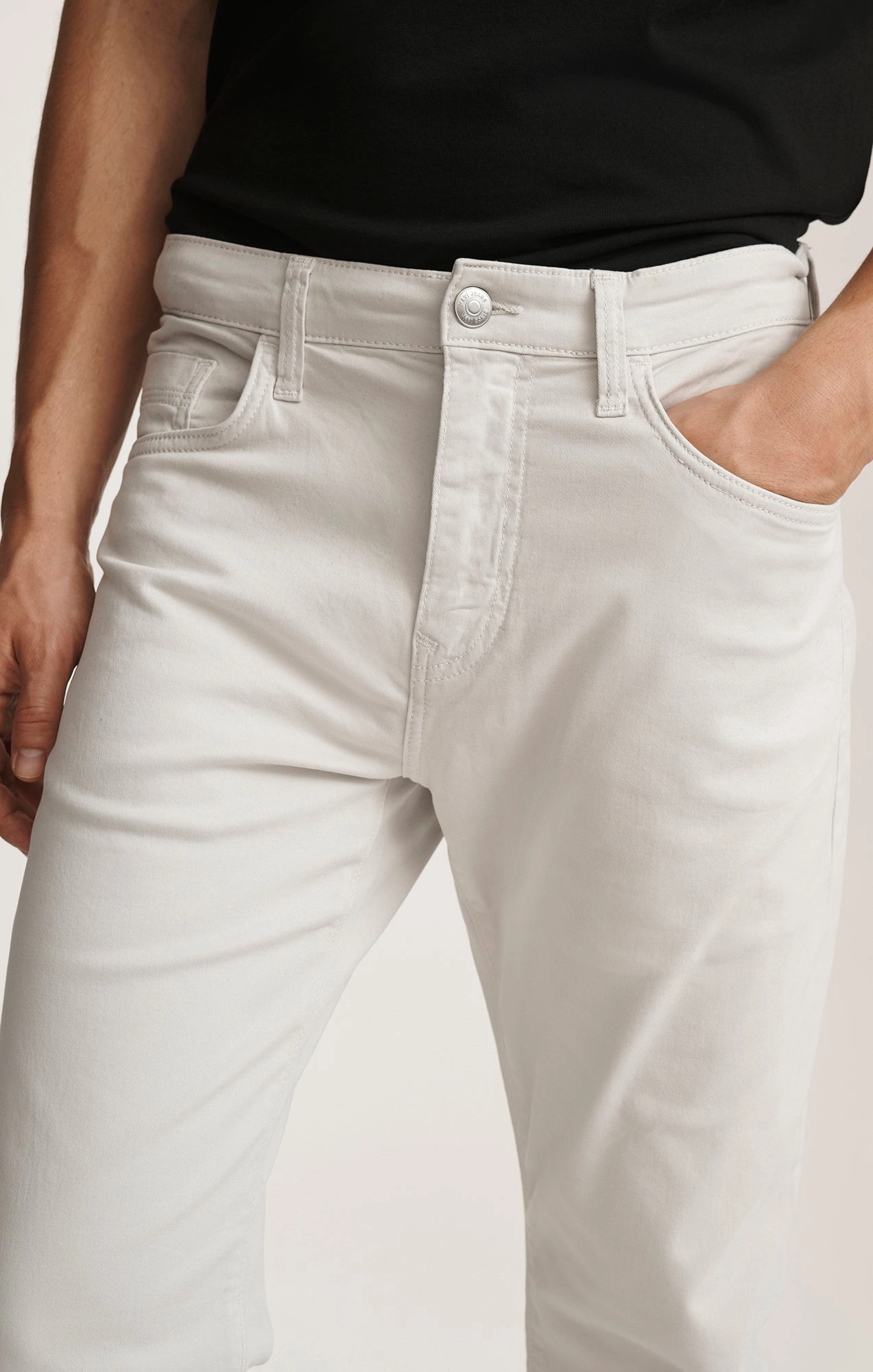 ZACH STRAIGHT LEG IN OYSTER MUSHROOM CASUAL TWILL Lounge-friendly