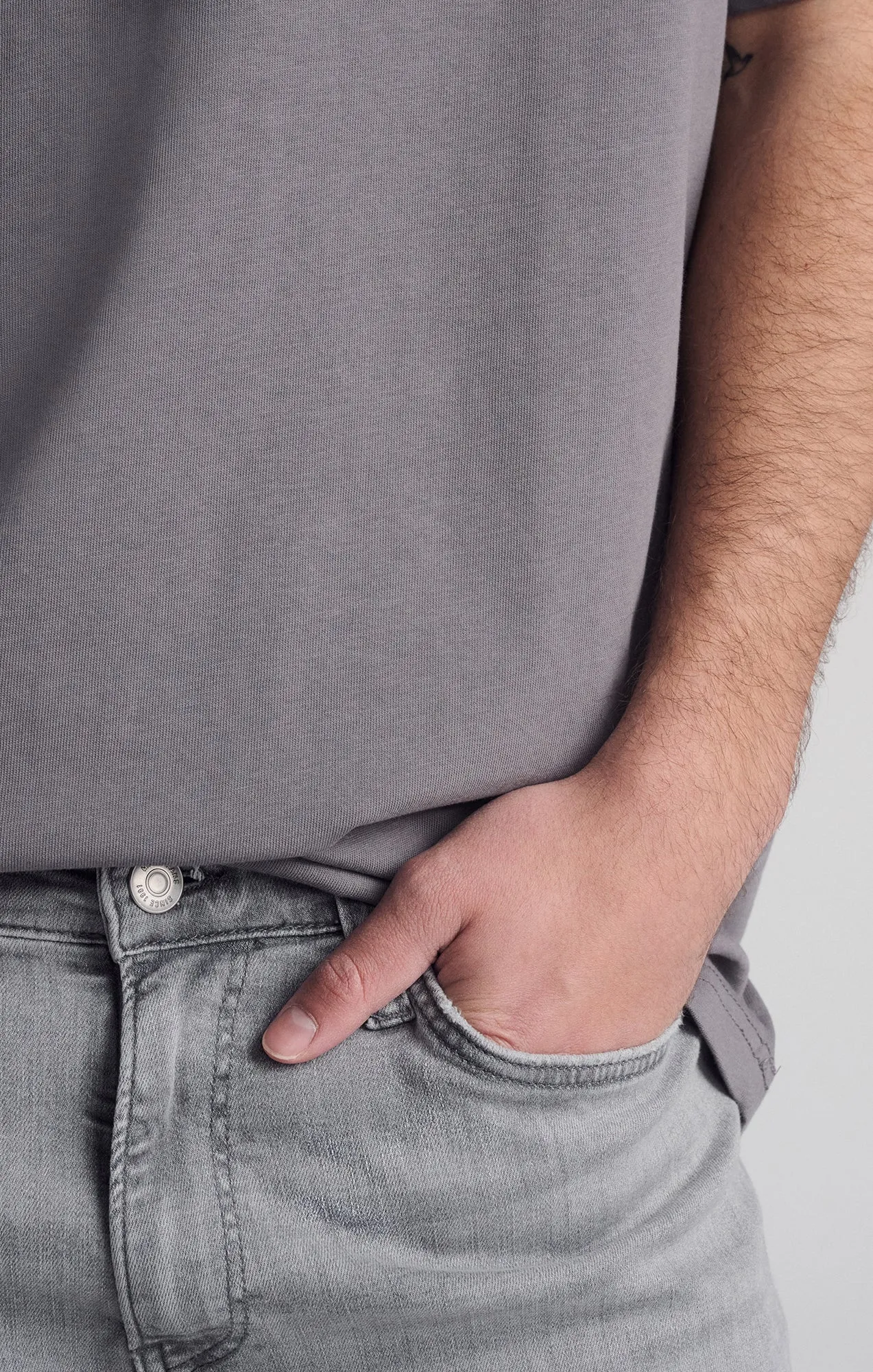 Trendy Comfort Wear Seasonal top SHORT SLEEVE CREW NECK T-SHIRT IN QUIET SHADE