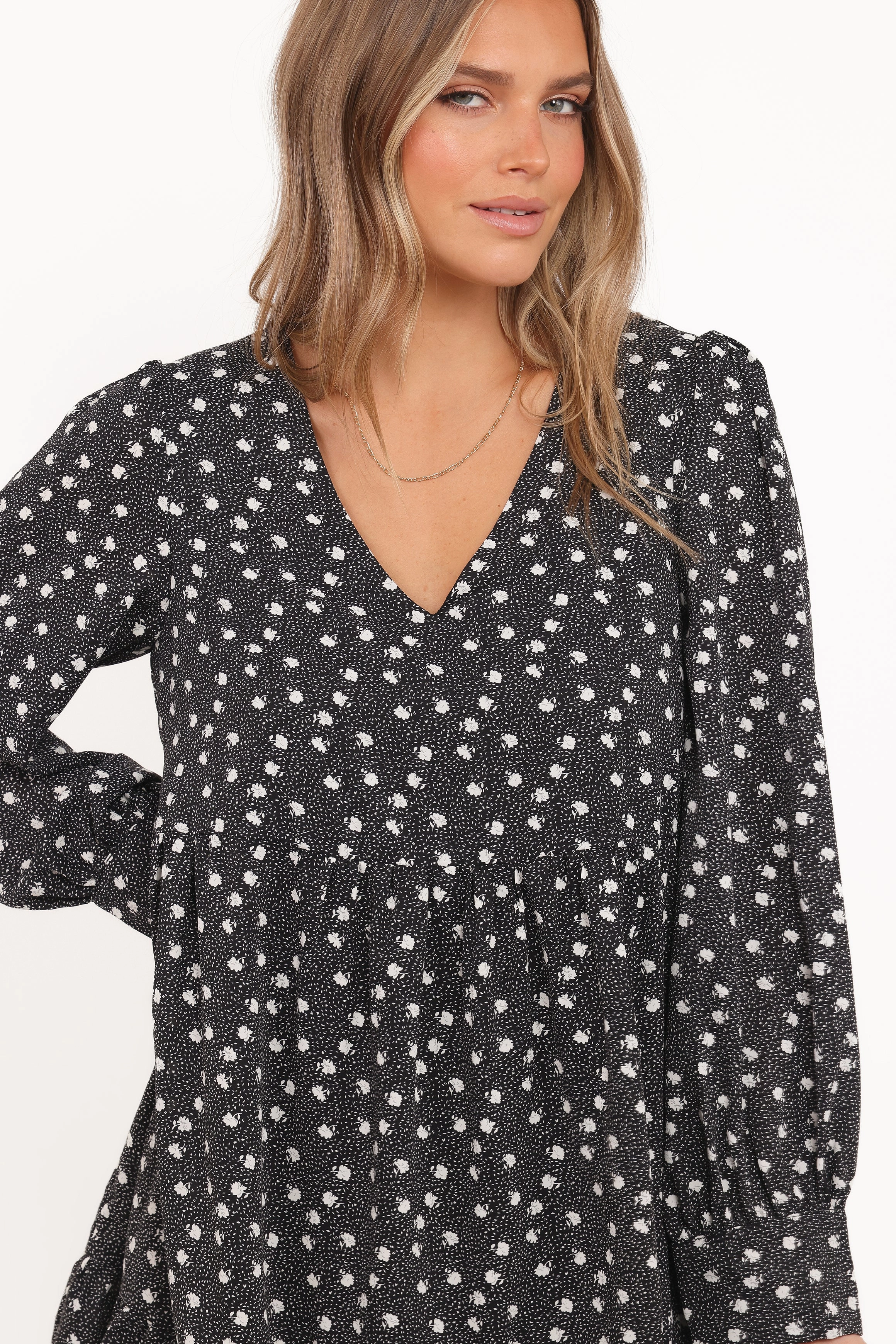 Frankie Long Sleeve Mini Dress - Black Floral Versatile Style Wear Timeless Fit