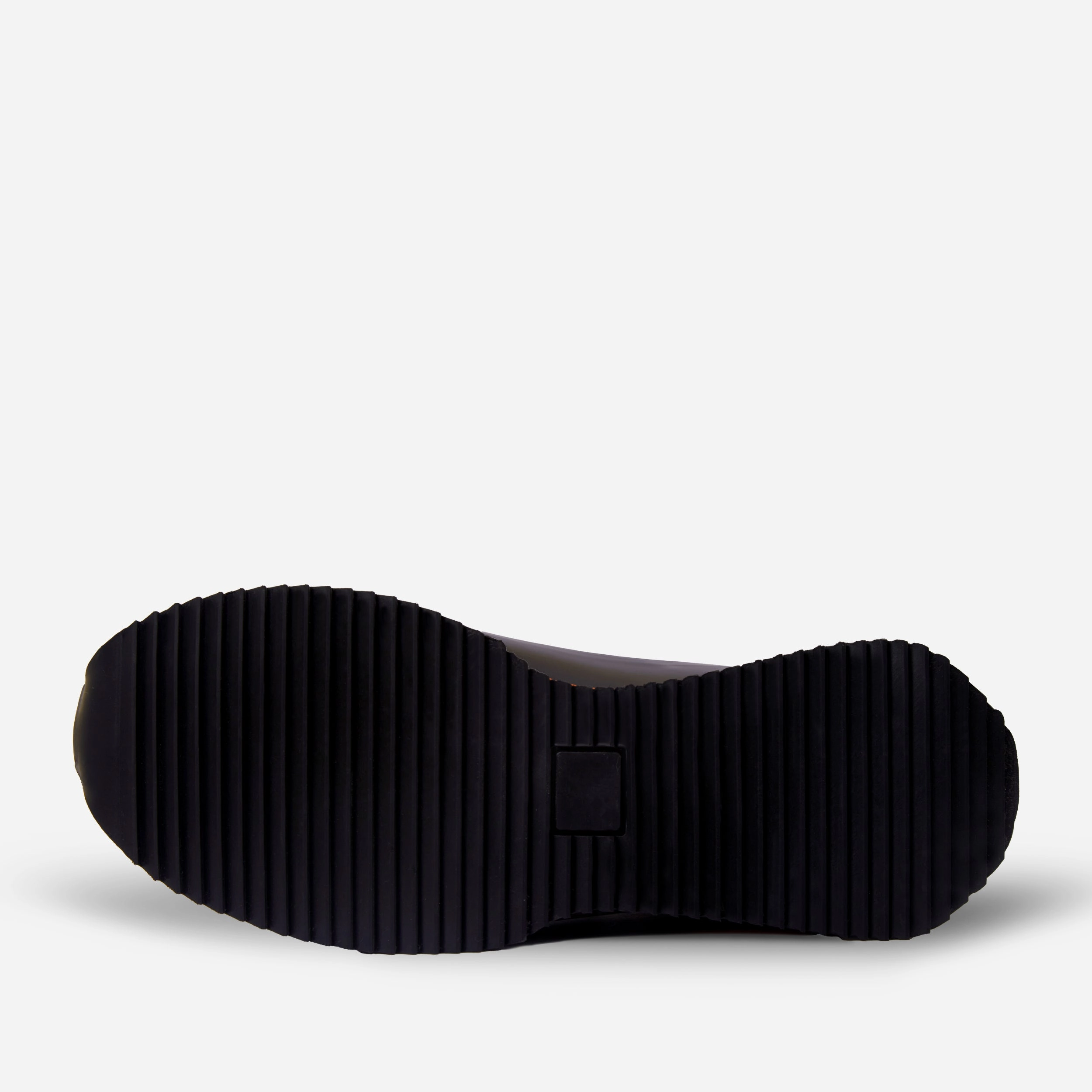 The Milford  Black  Leather Men Sneaker Stretchable Upper