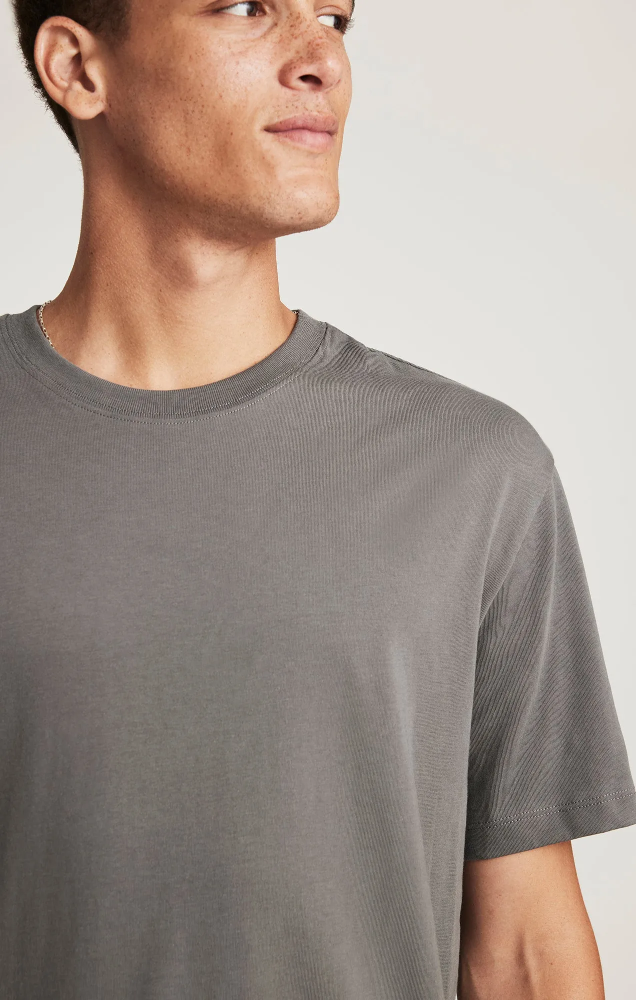 Slim Waist BASIC SHORT SLEEVE T-SHIRT IN LAVE SMOKE COMFORT