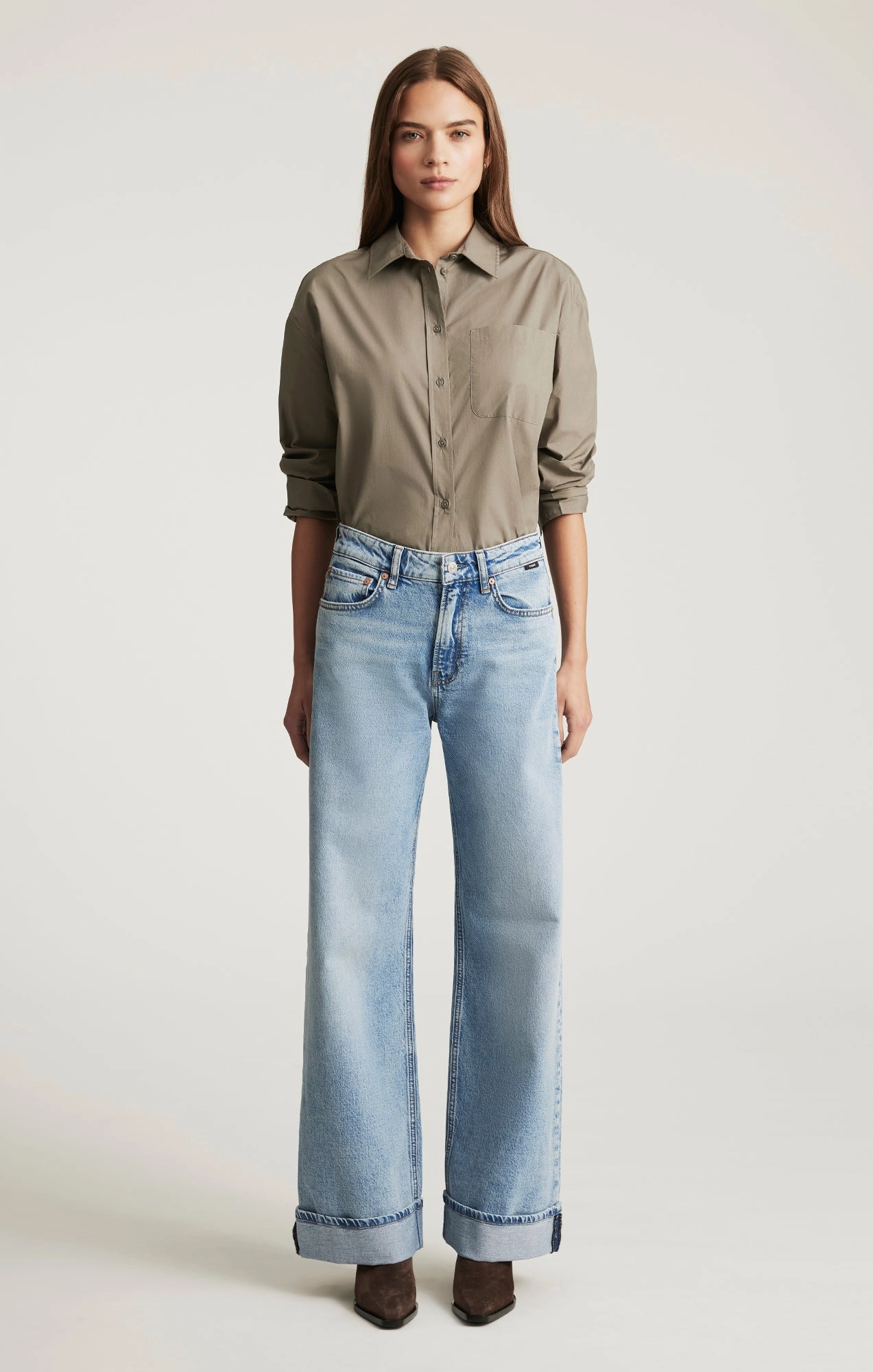 FLORIDA CUFFED WIDE LEG IN LIGHT BRUSHED CLASSIC BLUE Versatile Weekend Style