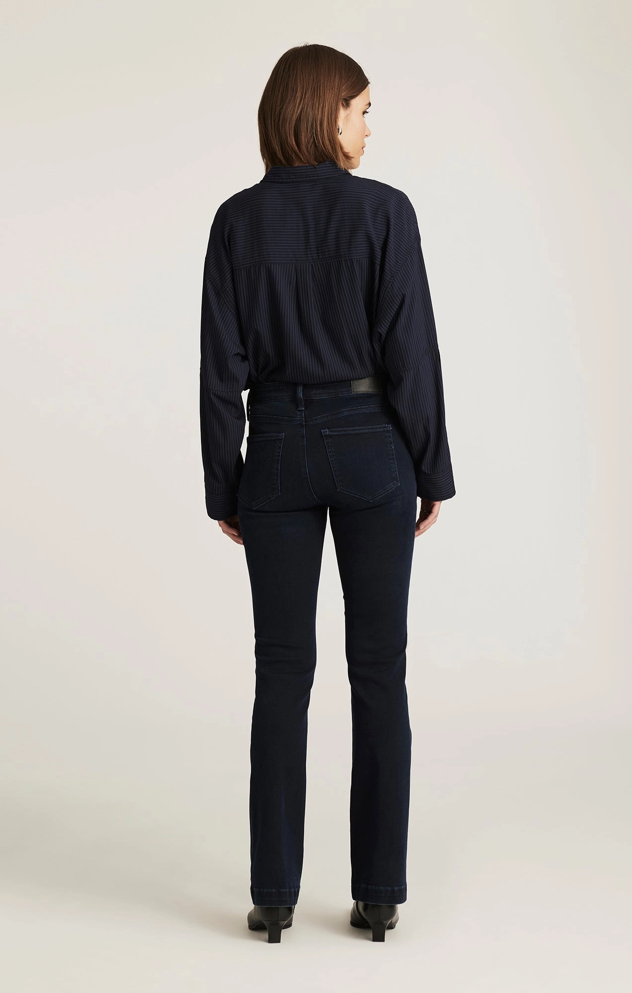 Easy Match Weekend Warrior Creative Look Modern VICKY BOOTCUT IN INK FEATHER LUXE