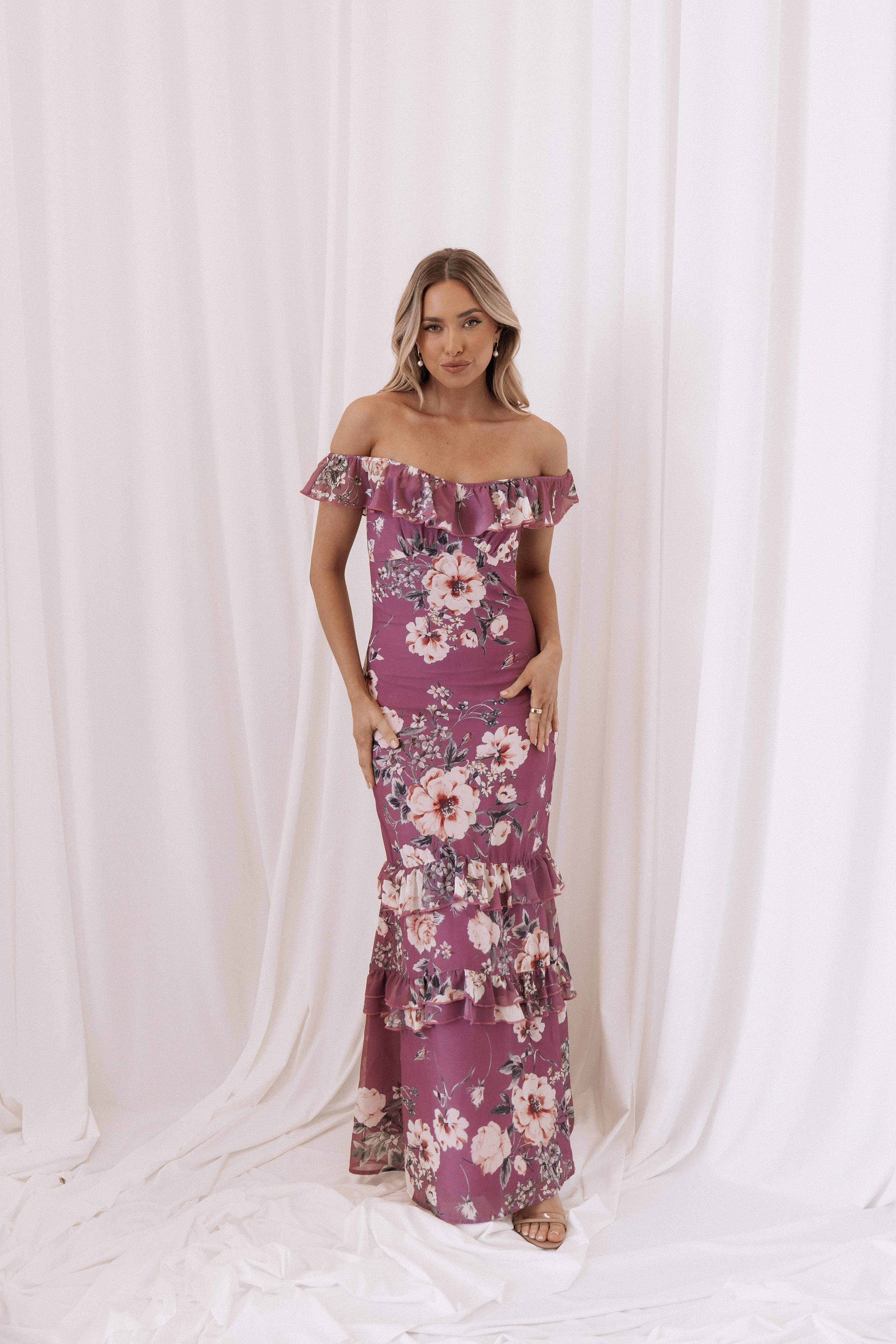 Irelynn Maxi Dress - Dark Rose Floral Runway-Ready Casual and Comfy