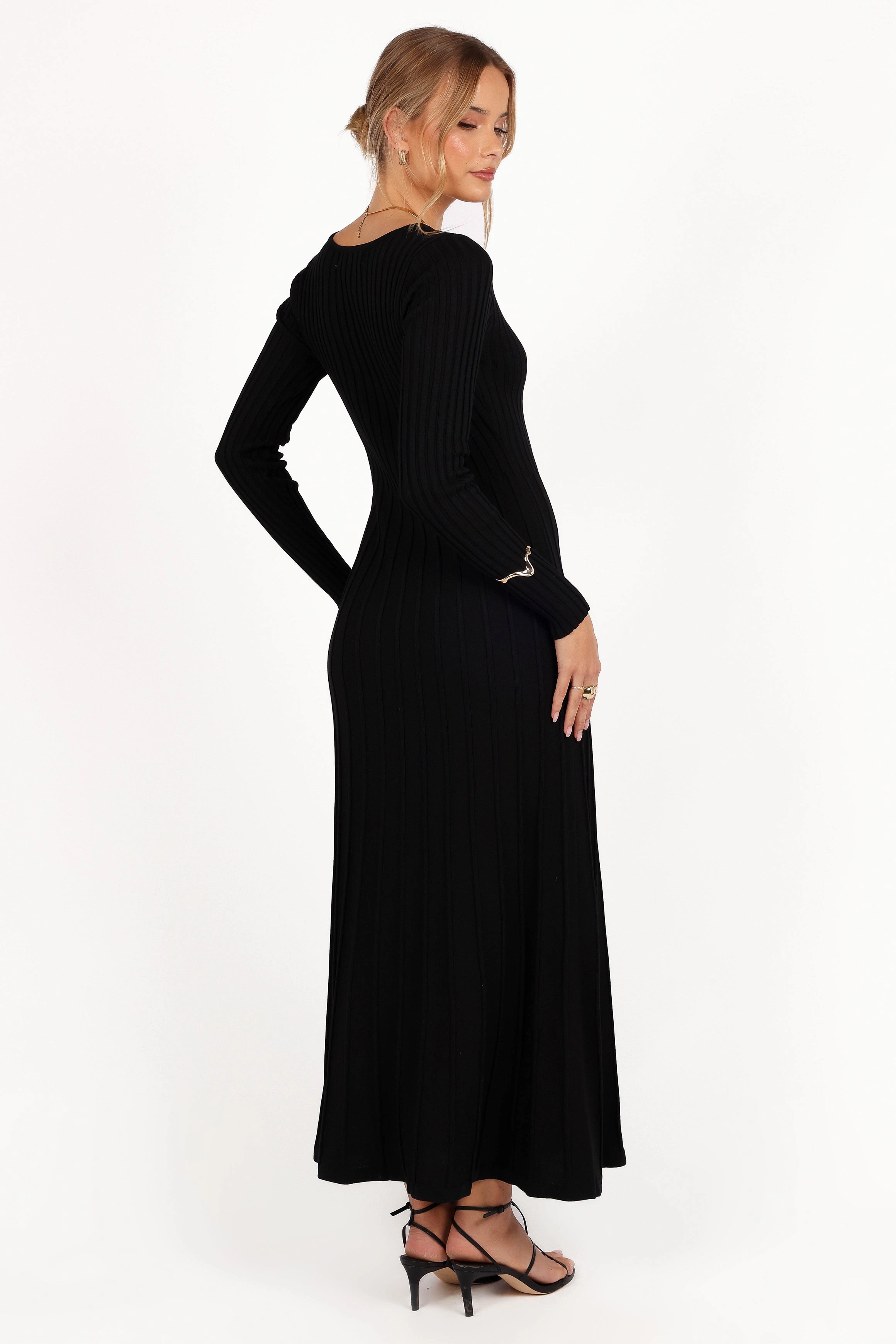 Airy Fit Alison Long Sleeve Maxi Dress - Black