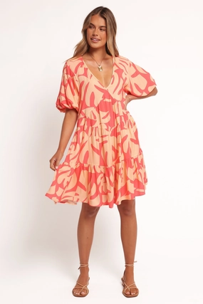 Corinna Mini Dress - Coral Print Chic Balance Smooth Outline
