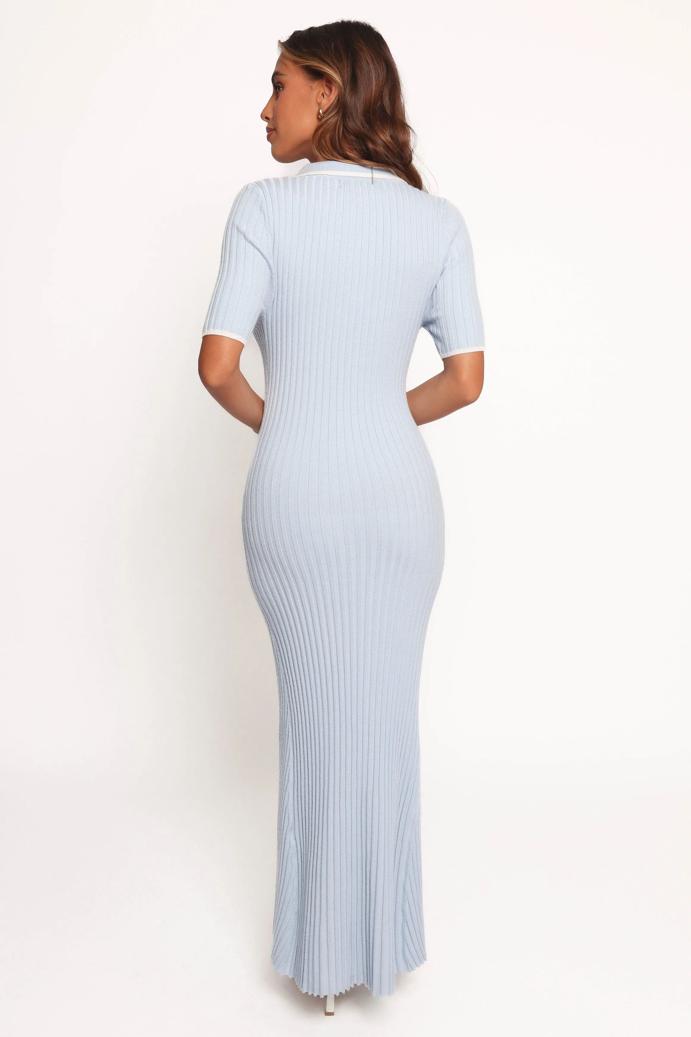 Delicate Edge Silk Flow Crawford Short Sleeve Knit Dress - Pale Blue
