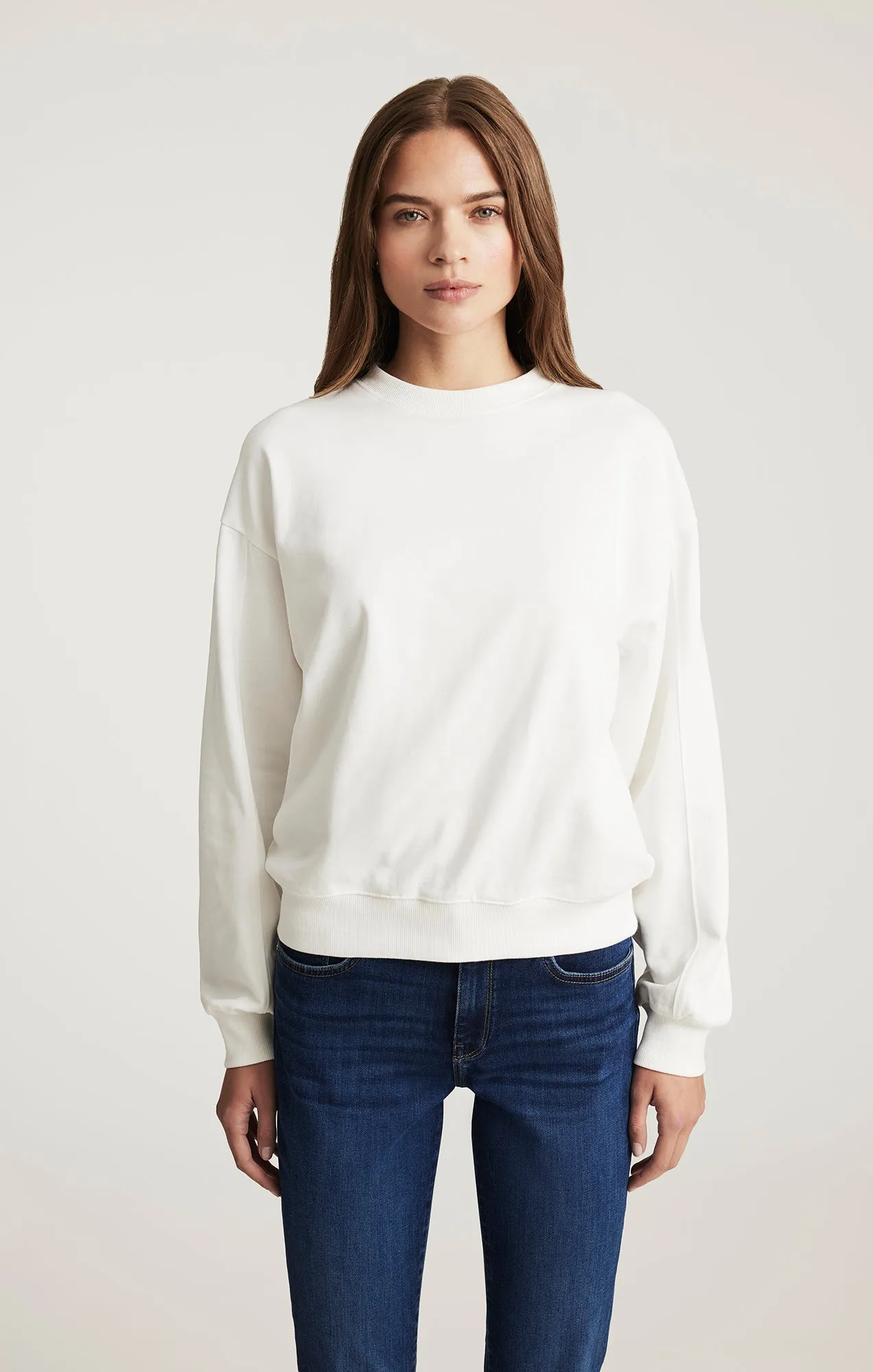 Simple Fashion right for hot weather CREW NECK SWEATSHIRT IN ANTIQUE WHITE