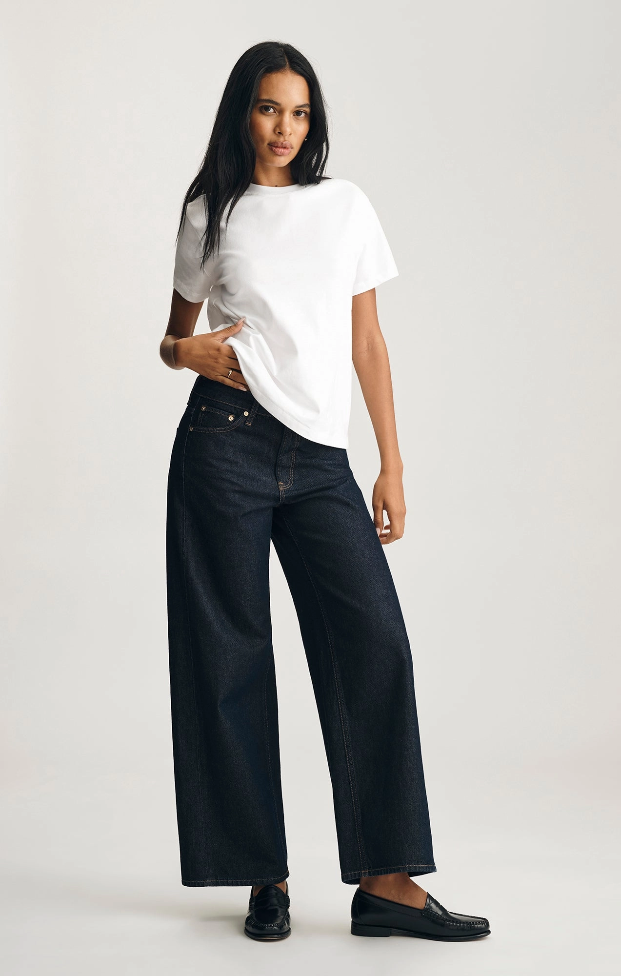 Quick Layer Light Flex CREW NECK T-SHIRT IN WHITE