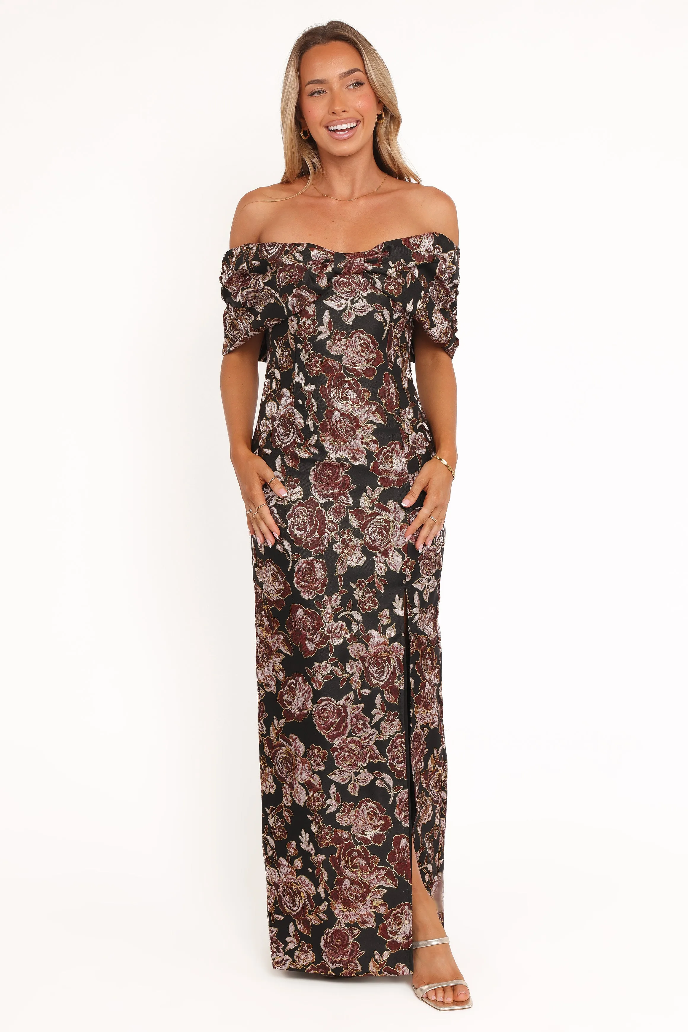 Soft Outfit Sleek Form Lilia Maxi Dress - Black Floral