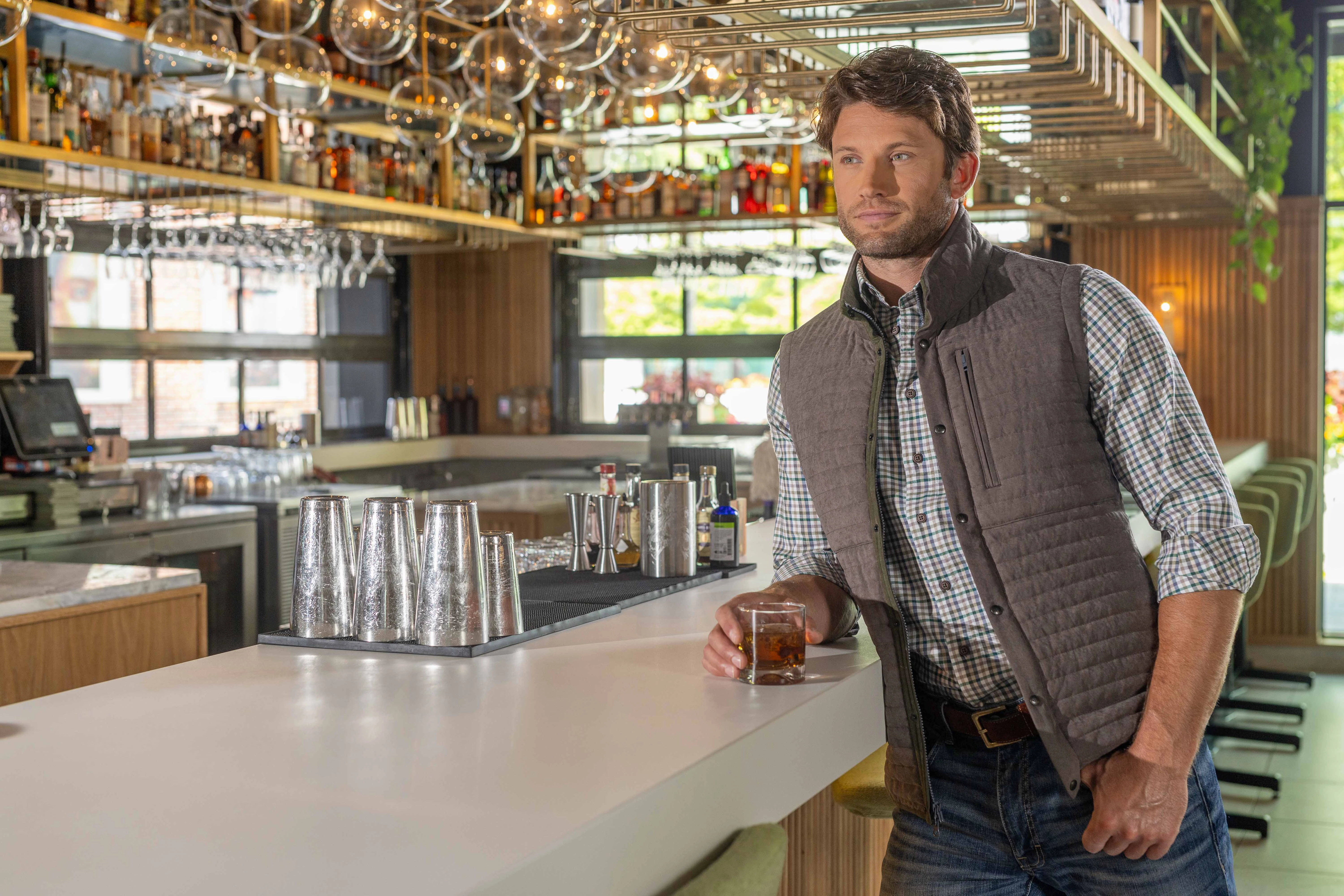 Magnetic Closures Strong Stitches Newport Quilted Microsuede Vest- Graphite