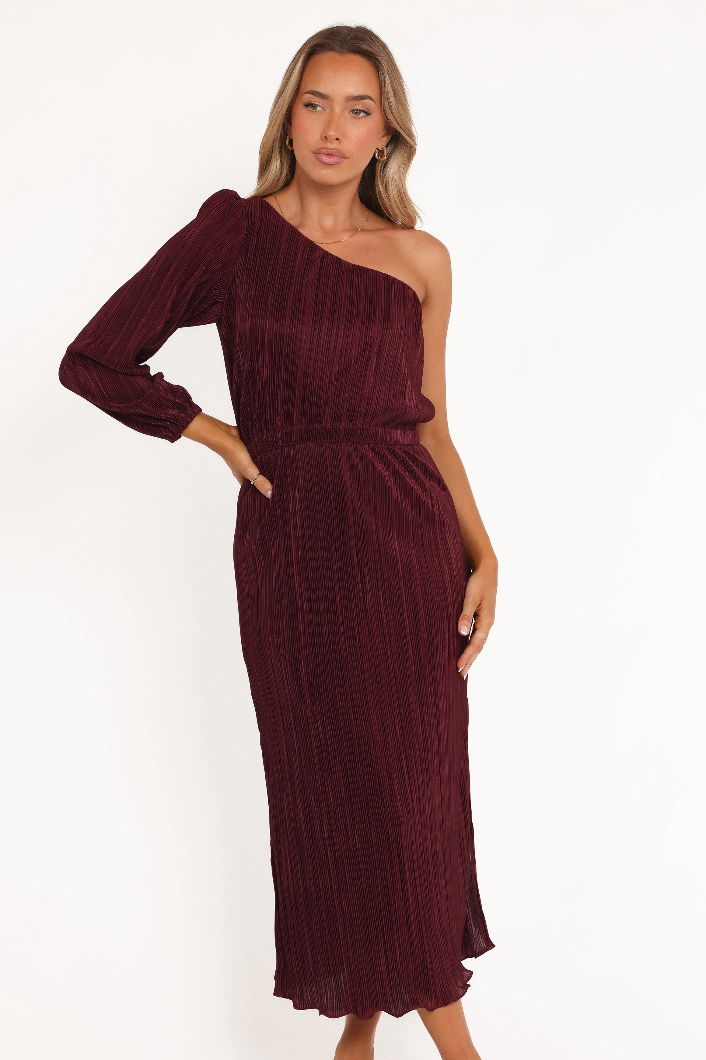 Vibrant patterned dress Chic Wear Pontee One Shoulder Pleated Midi Dress - Burgundy
