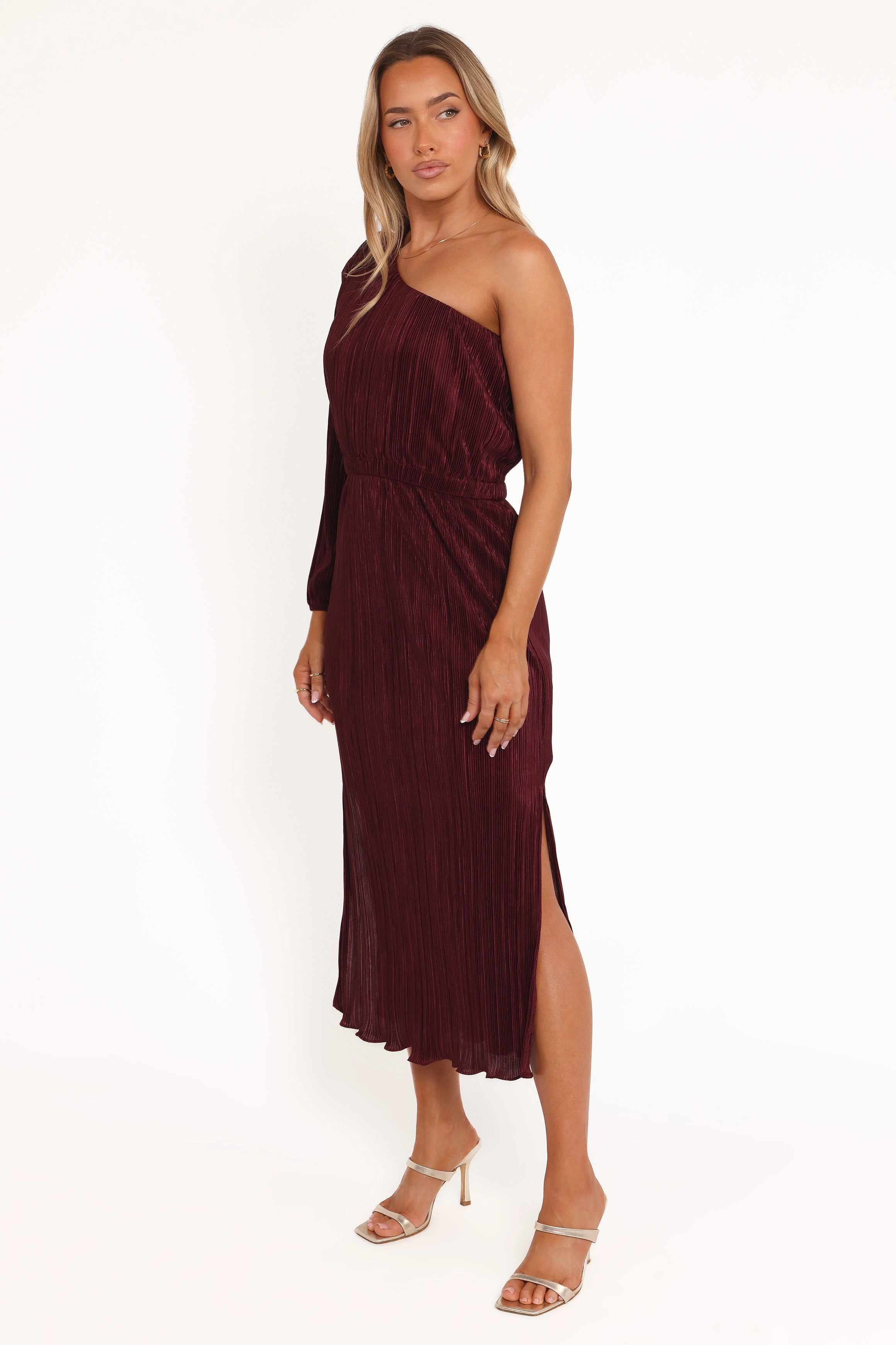 Pontee One Shoulder Pleated Midi Dress - Burgundy Simple yet chic gown Functional-Design