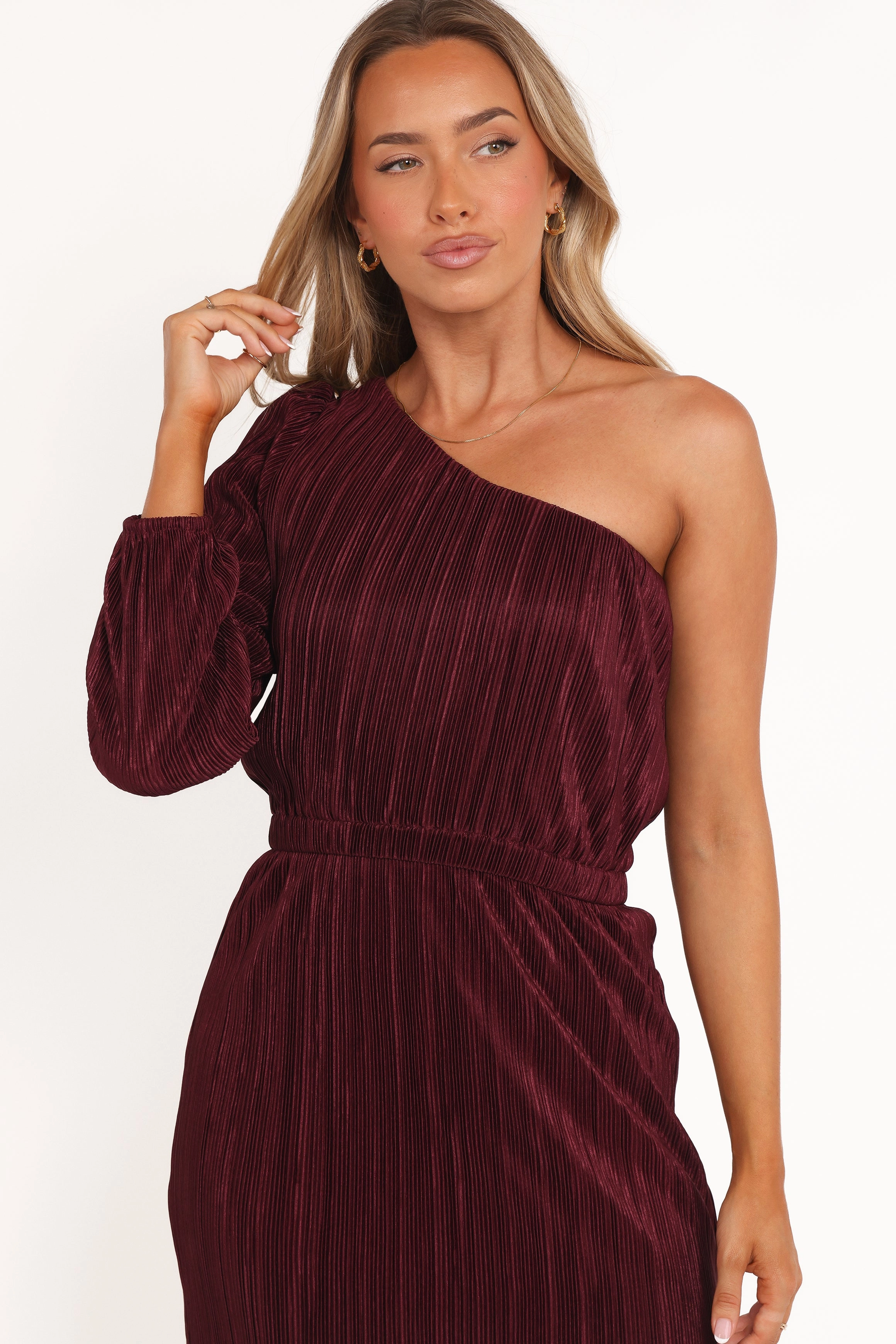 Casual Feel Pontee One Shoulder Pleated Midi Dress - Burgundy