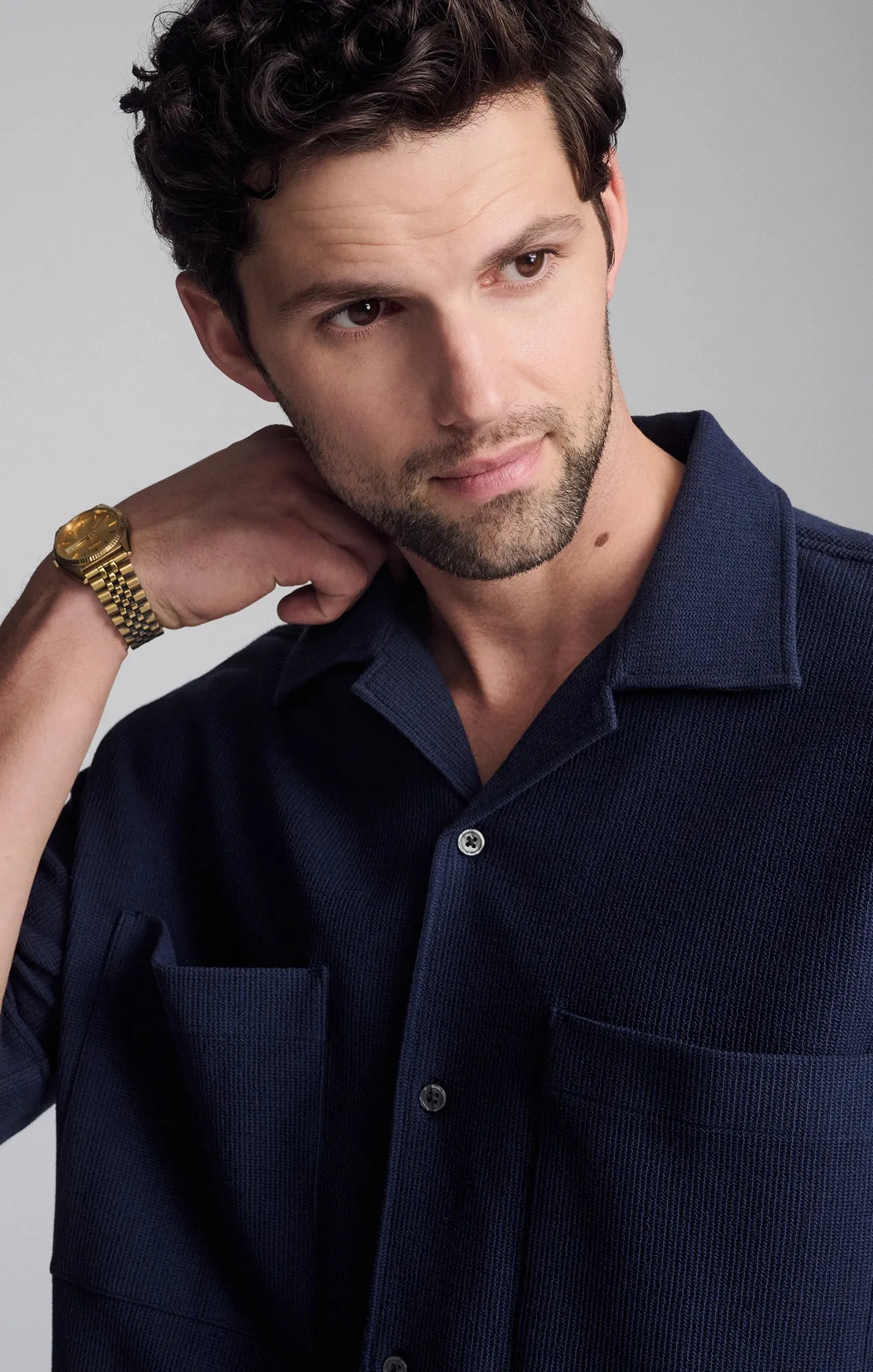 Casual Design Winter Layering DOUBLE POCKET SHORT SLEEVE SHIRT IN PEACOAT