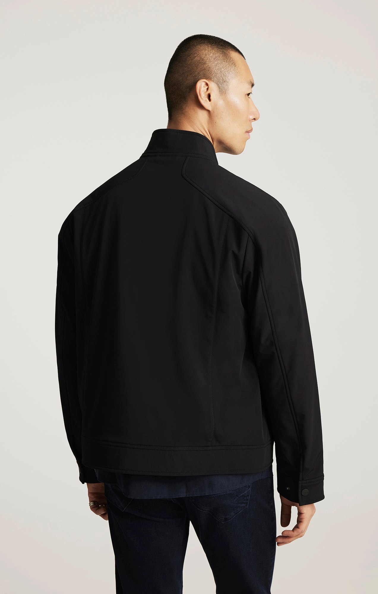 UTILITY JACKET IN JET BLACK Non Slip Collar