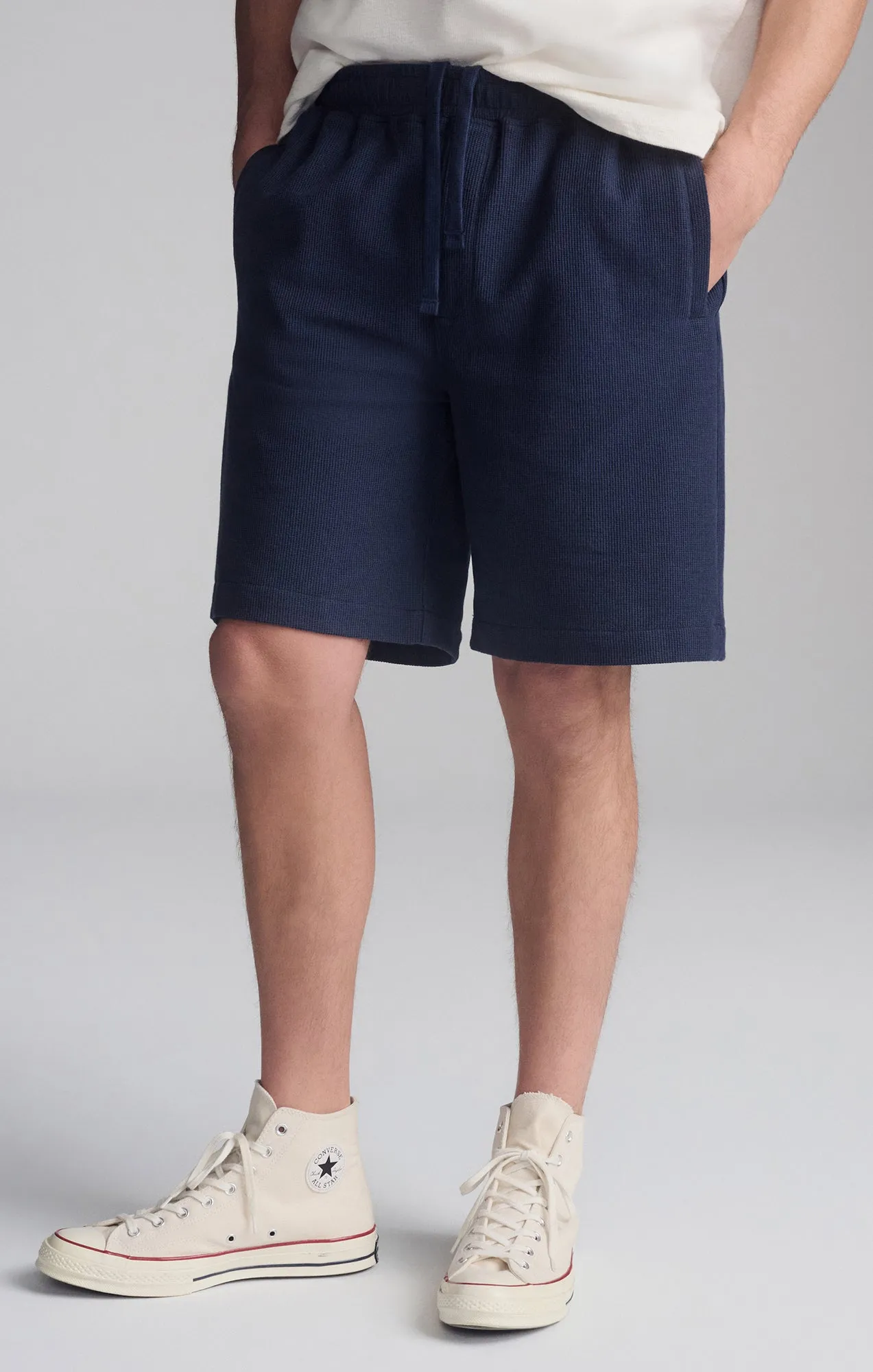 DRAWSTRING SHORTS IN PEACOAT Stretch Comfort Stretch Fit