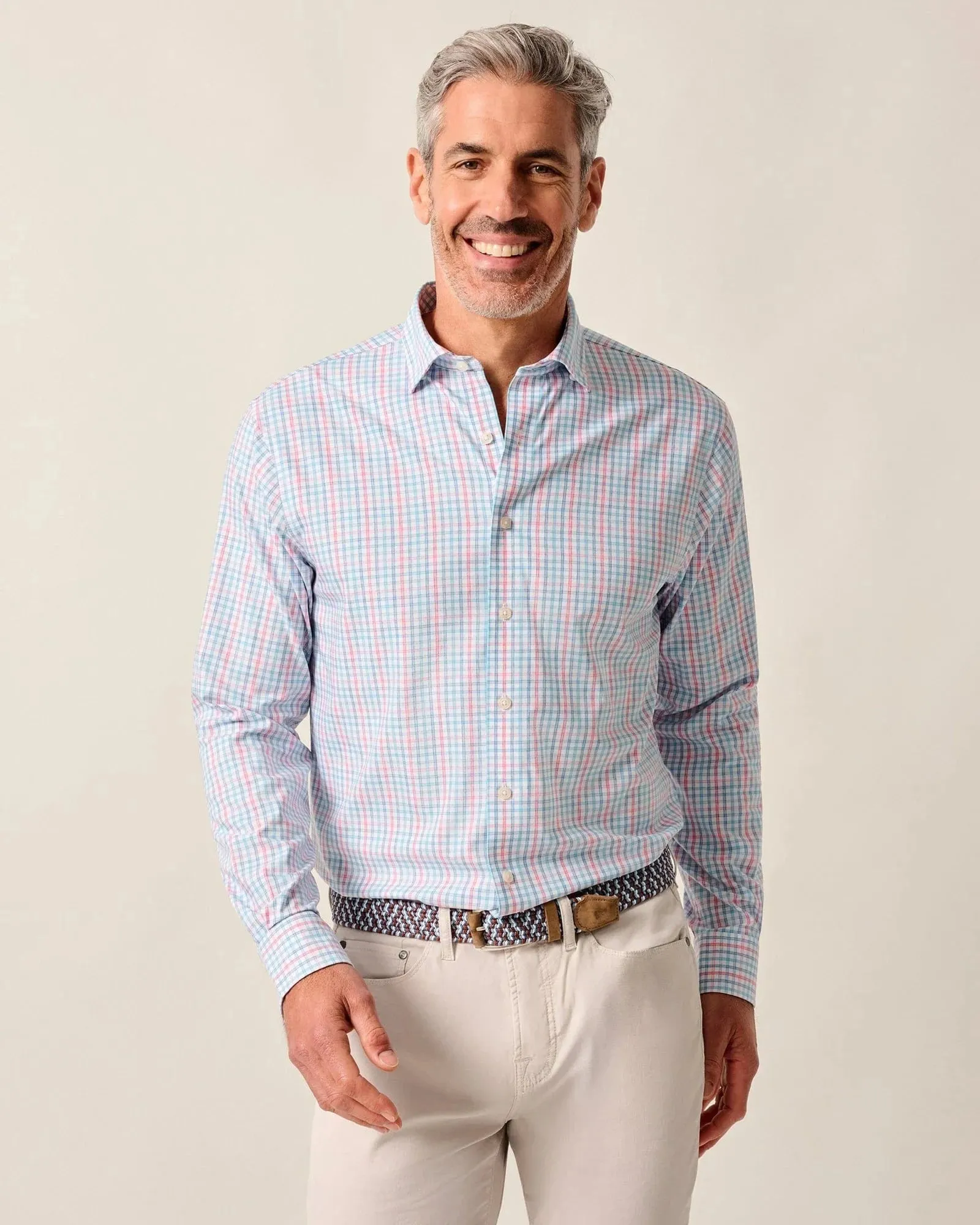 Compact Fold Design Comfortable Wear Everyday Performance Button Down Shirt - Han