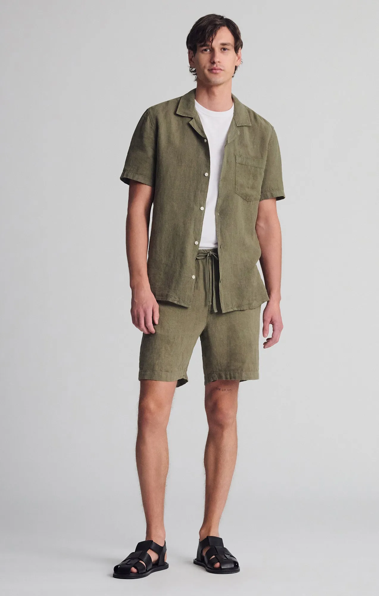 Stretchable Fit Performance Stretch LINEN POCKET SHORTS IN KALAMATA