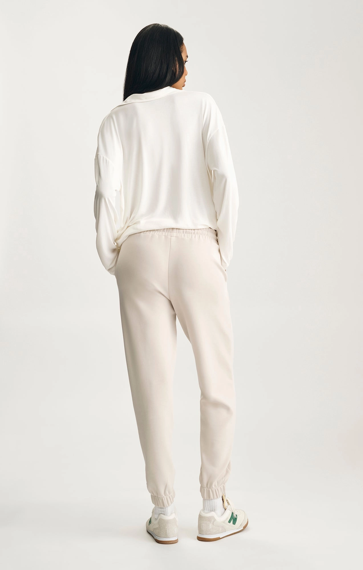 Shape Flex LUXE TOUCH TENCEL? SWEATPANTS IN PUMICE STONE