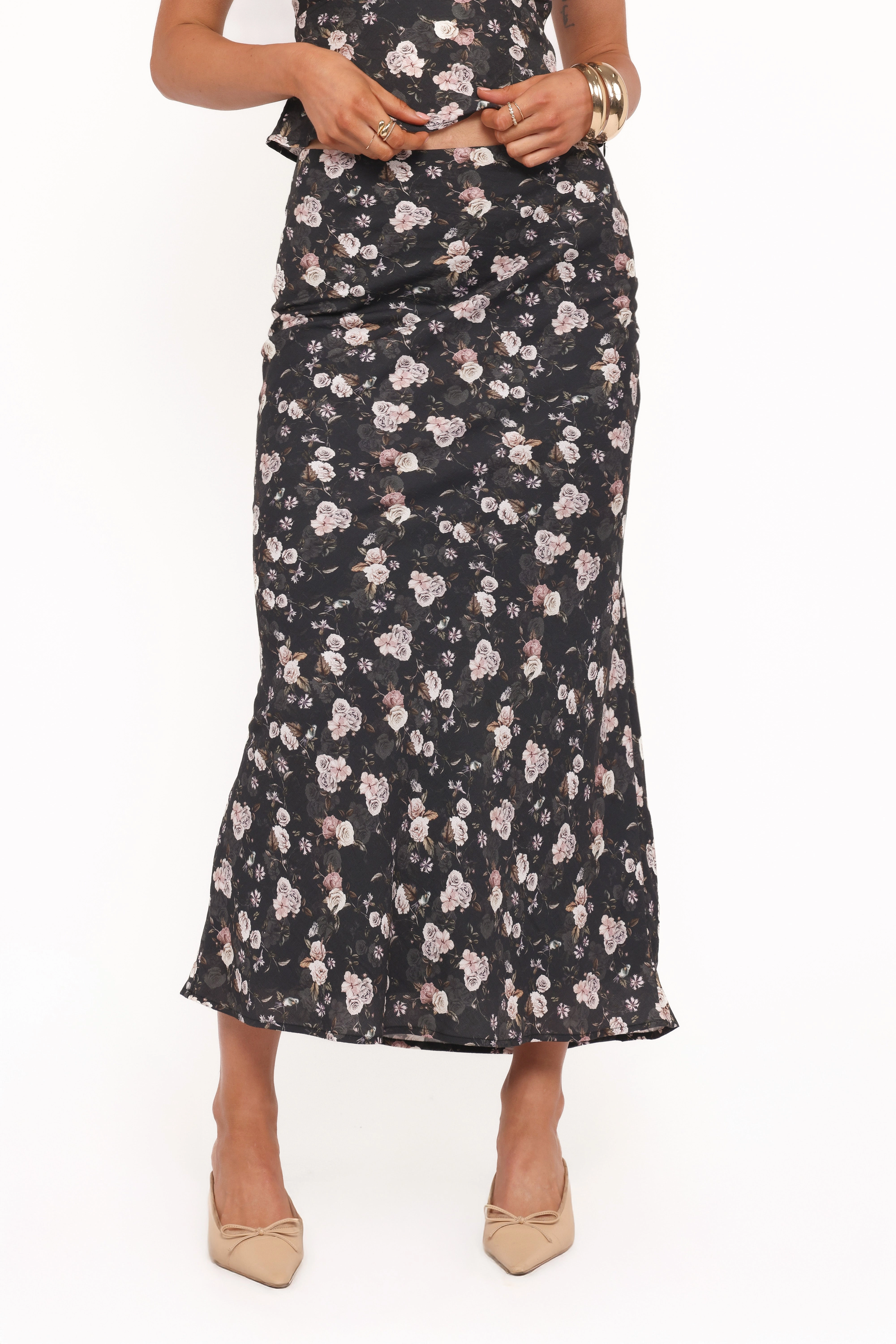 Texture Play Elasticized Cuff Giarda Maxi Skirt - Dark Floral