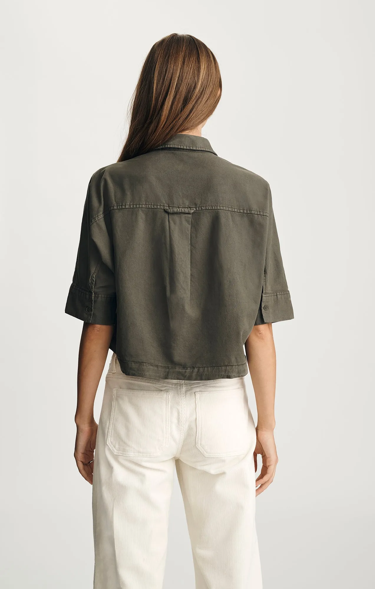 Simple Layer Winter Retreat EDITION SHORT SLEEVE BUTTON-UP SHIRT IN KAMBABA