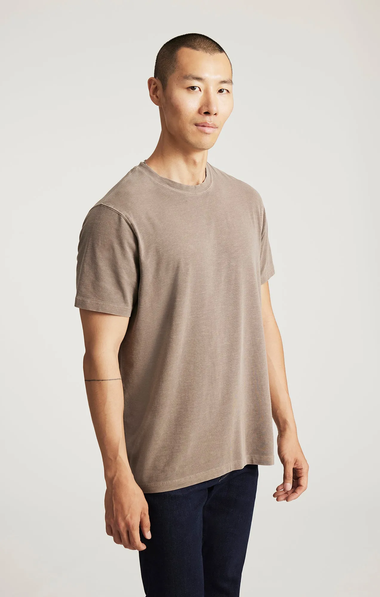 EDITION SHORT SLEEVE T-SHIRT IN SHITAKE Elderly Comfort Daily Trend