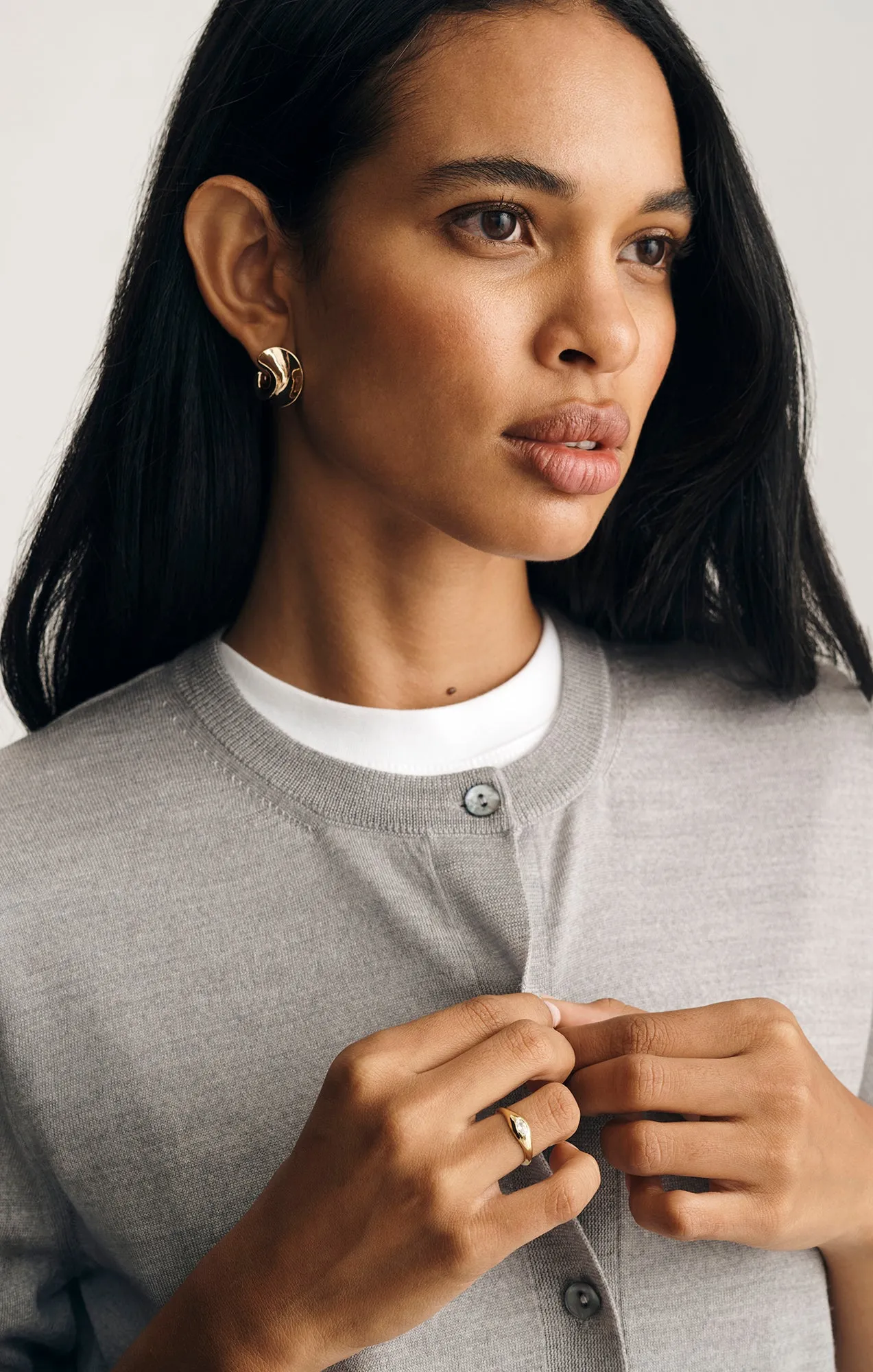 Street Style product running suitability EDITION WOOL CARDIGAN IN LIGHT GREY MELANGE