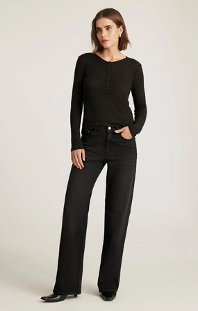 Light Comfort Style Casual Flex EDITION LONG SLEEVE HENLEY T-SHIRT IN BLACK