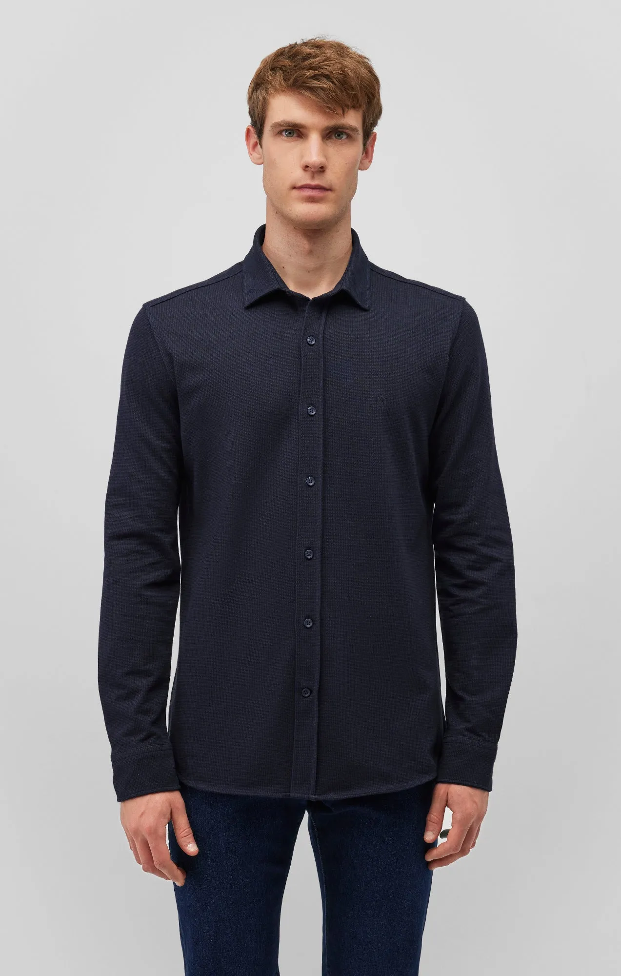Everyday Comfort LONG SLEEVE BUTTON-UP SHIRT IN TOTAL ECLIPSE